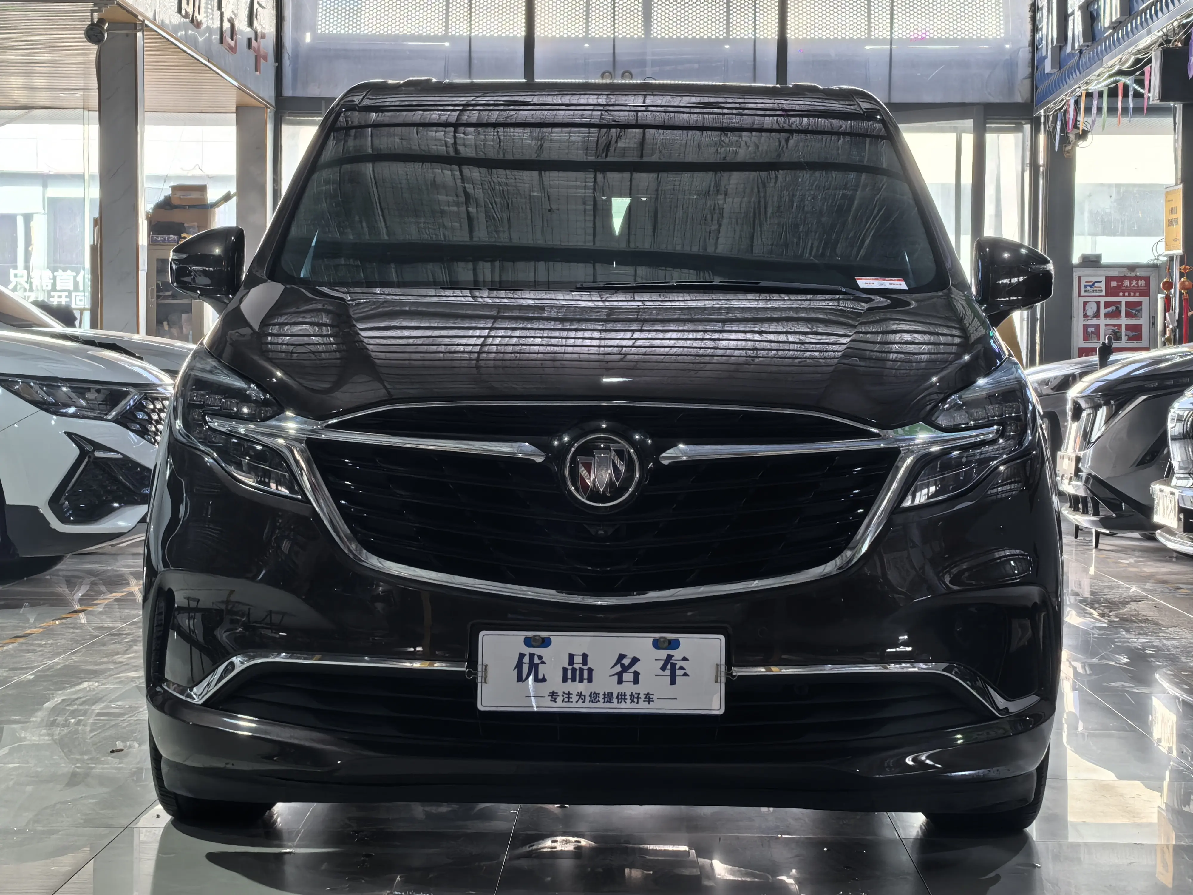 Buick GL8  из Китая