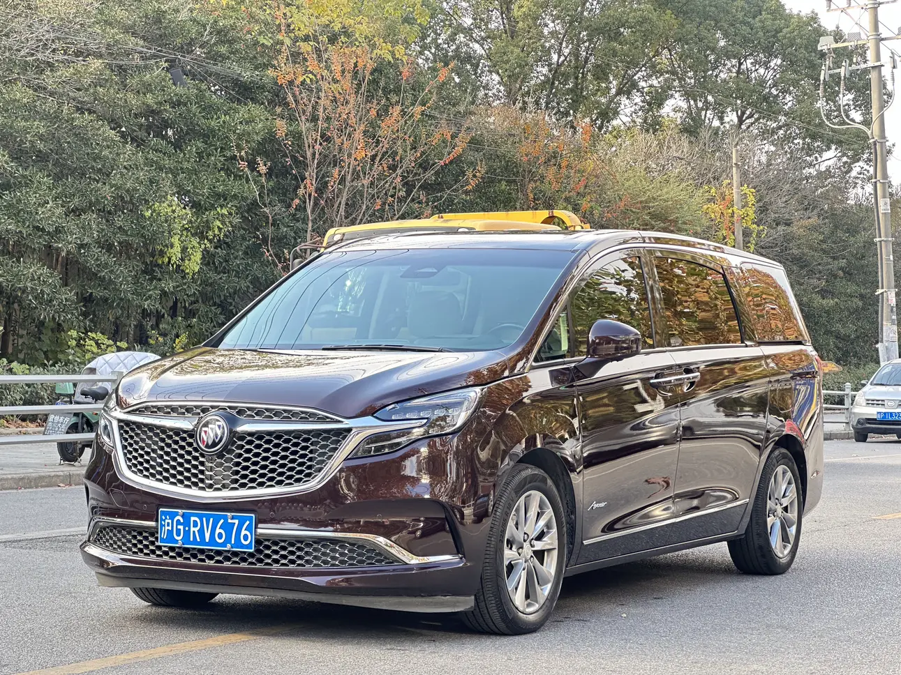 Buick GL8  из Китая