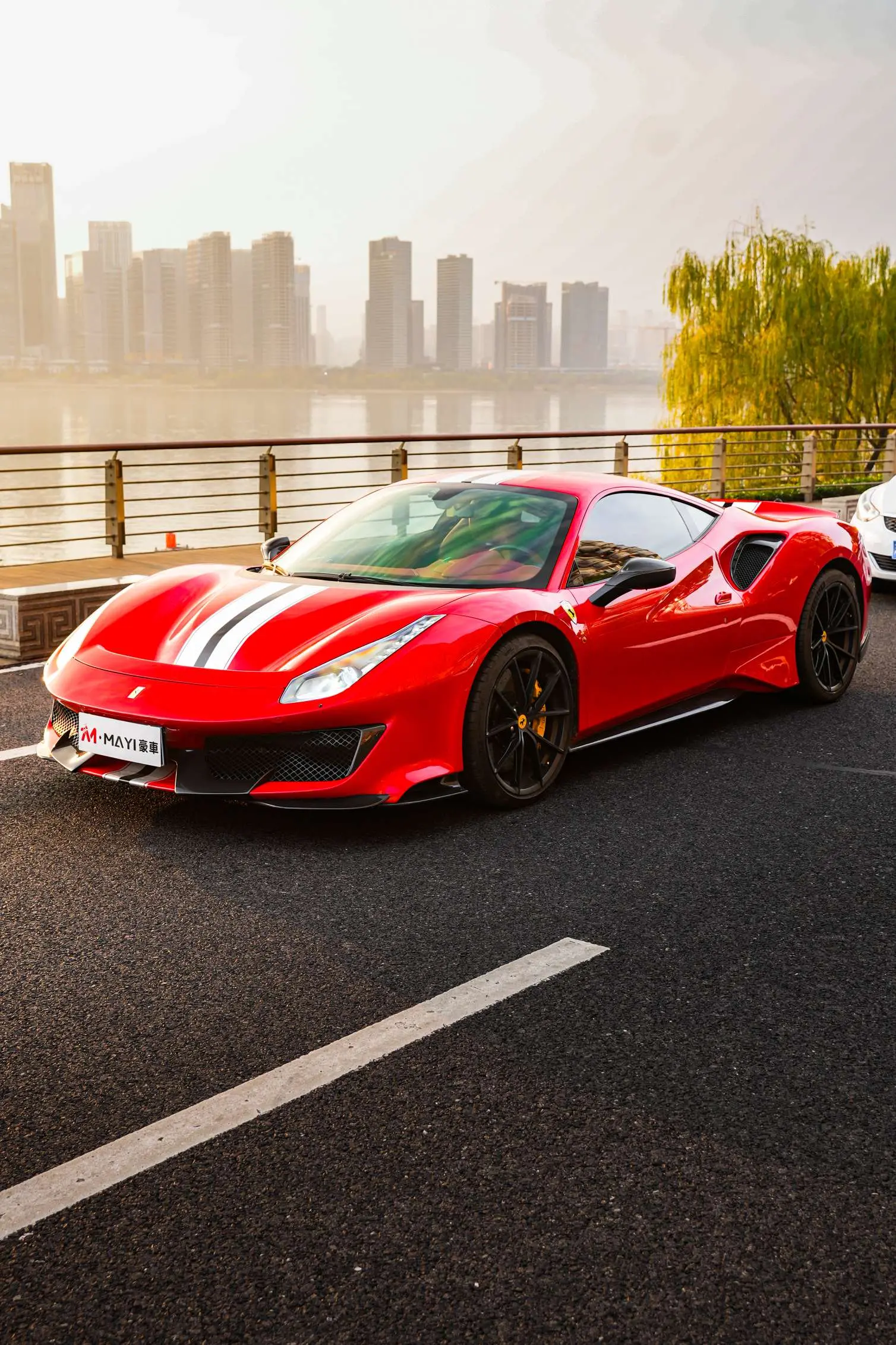 Ferrari 488  из Китая