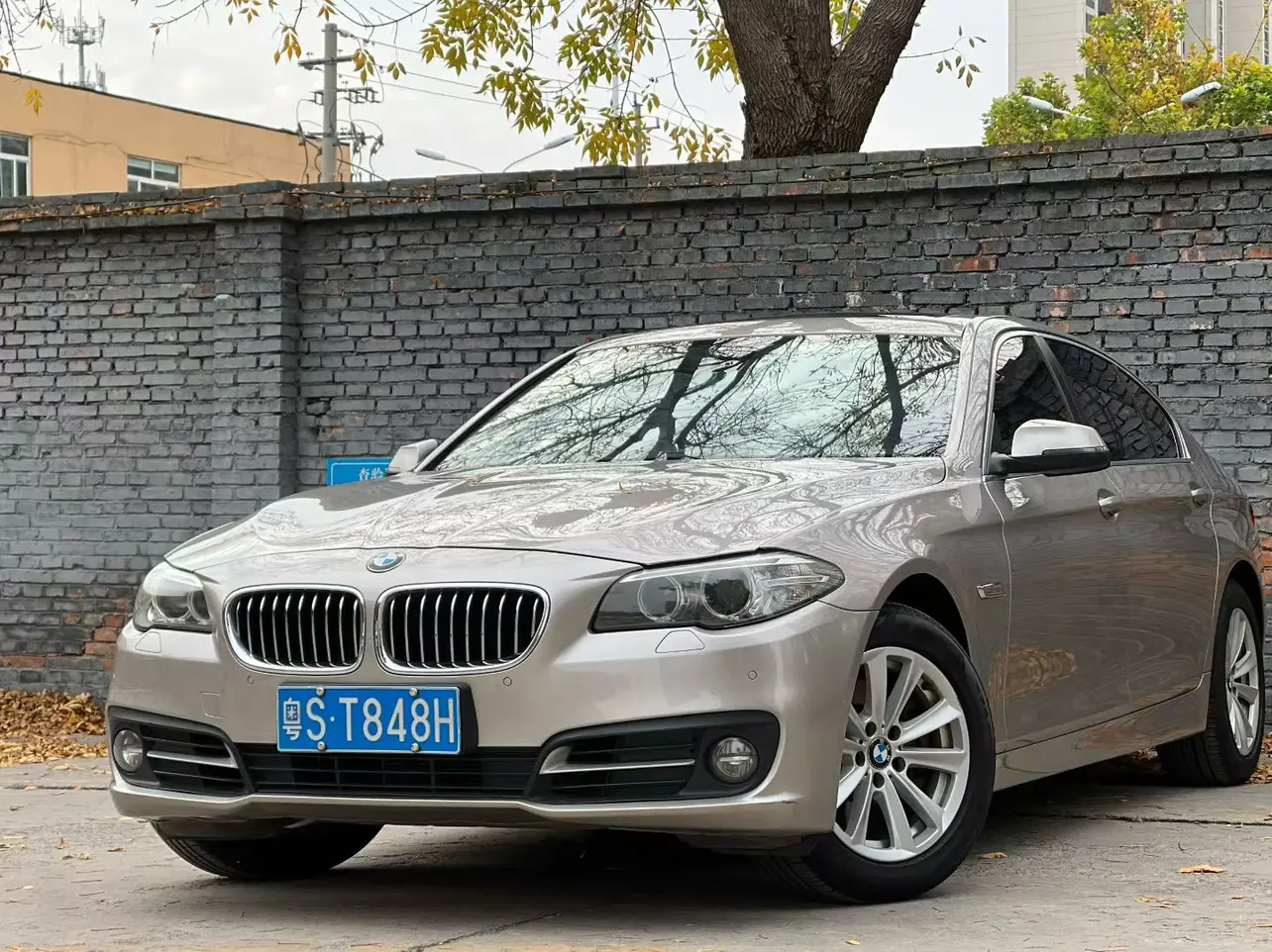 BMW 5 Series  из Китая