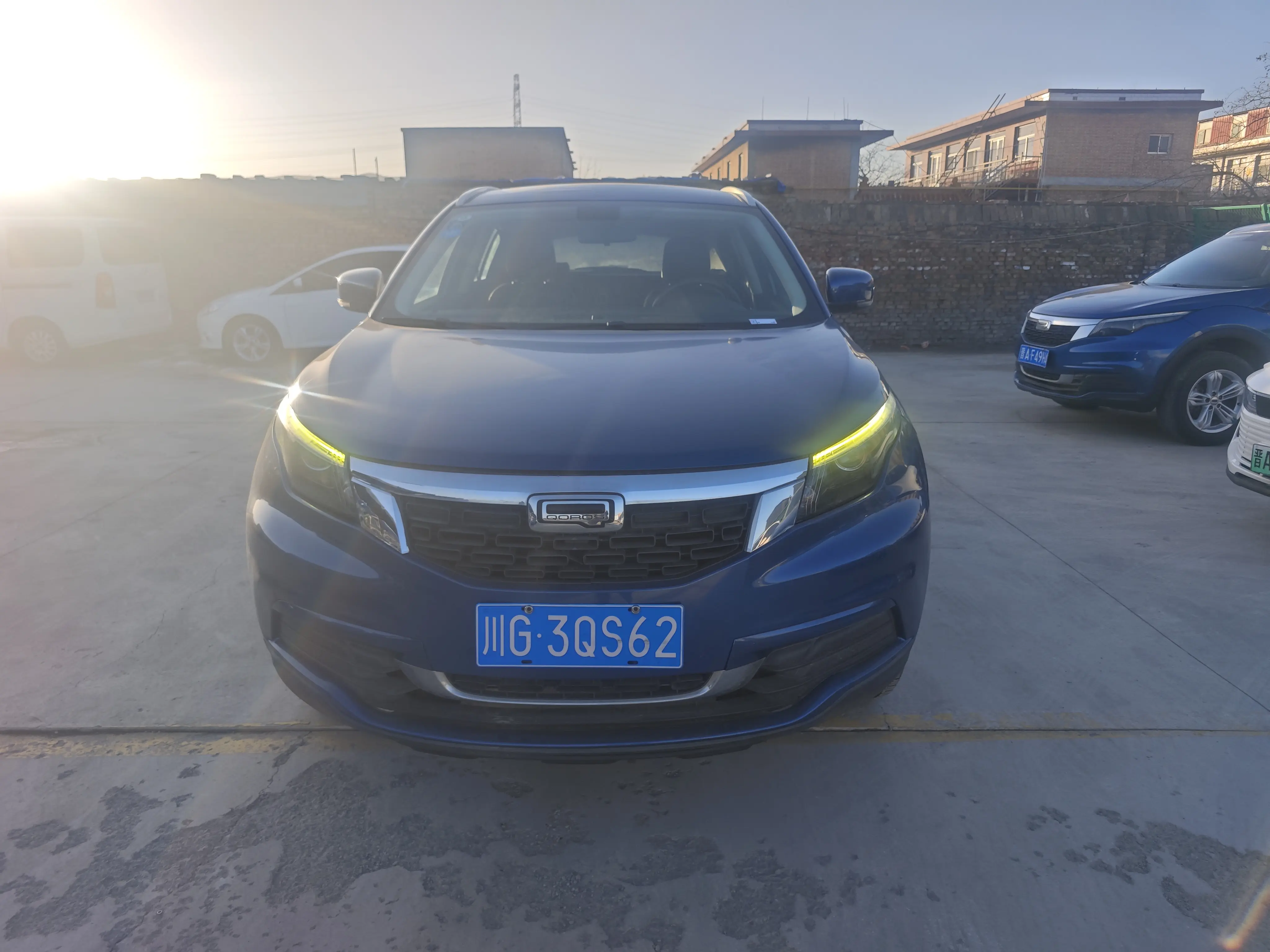 Qoros 5  из Китая