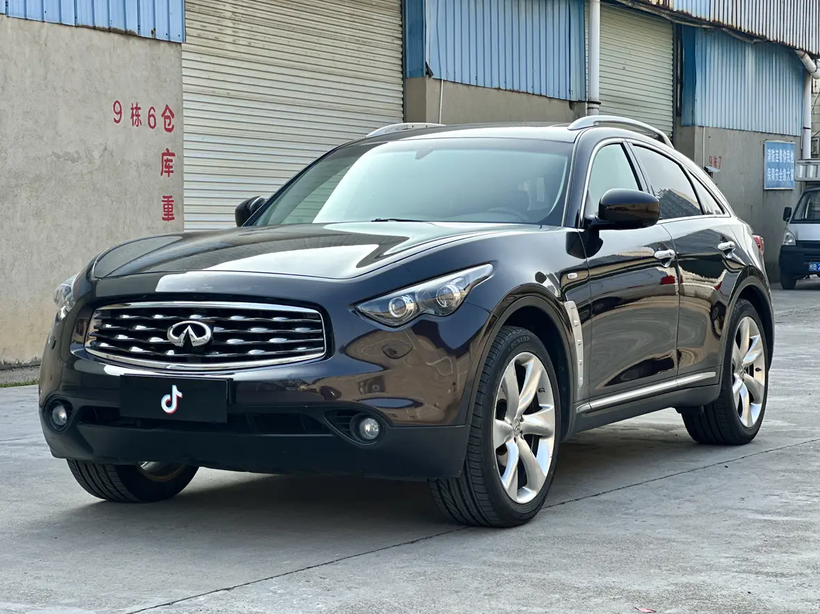 Infiniti FX  из Китая