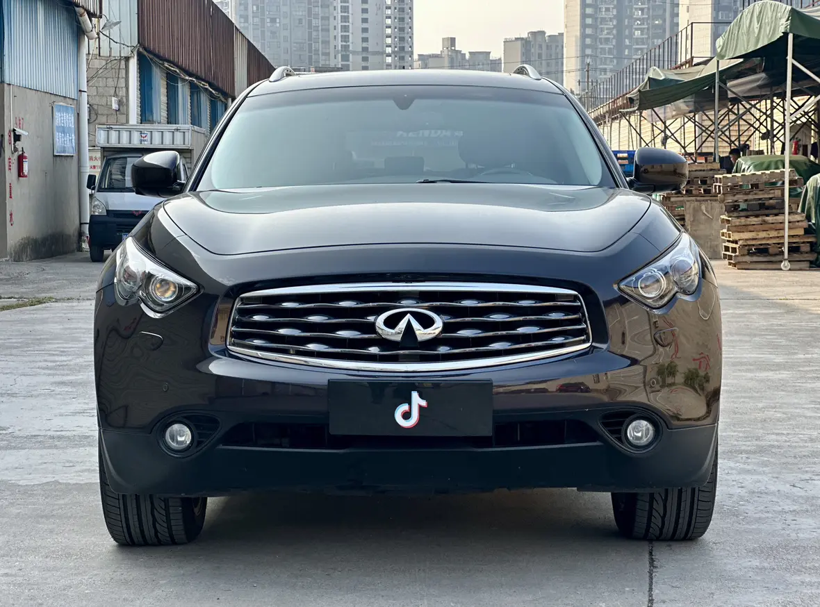 Infiniti FX  из Китая