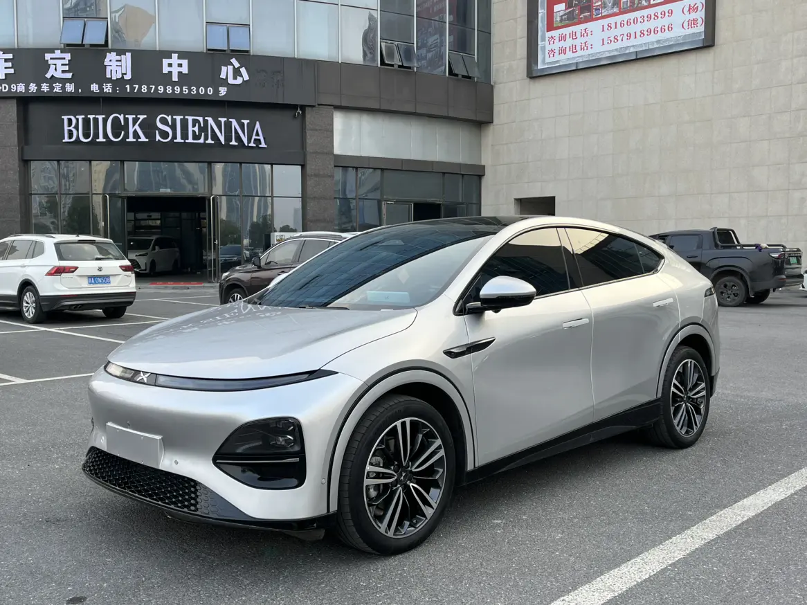 Xpeng G6  из Китая