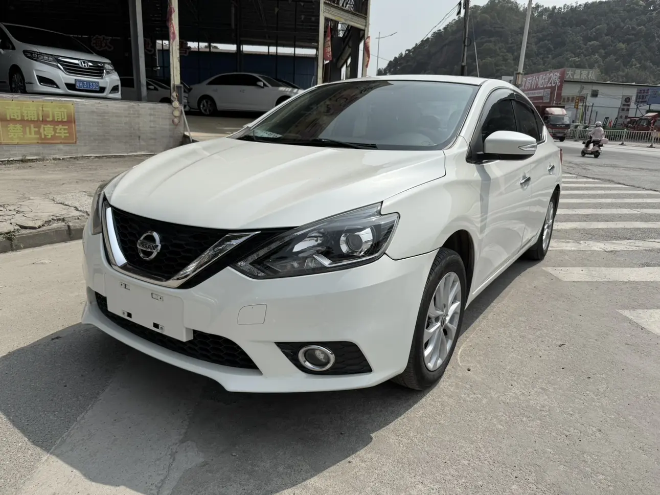 Nissan Sylphy  из Китая