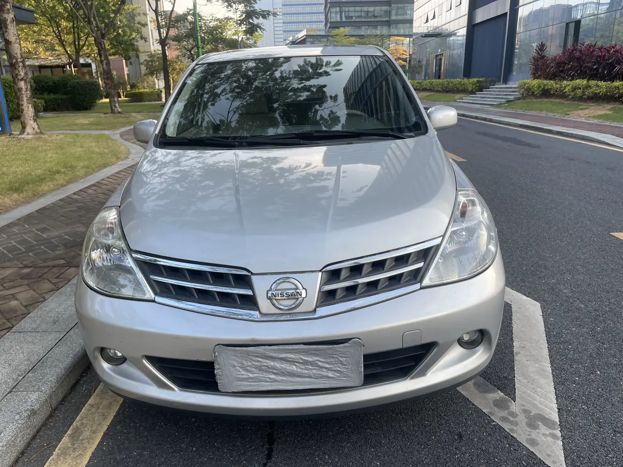 Nissan Tiida  из Китая