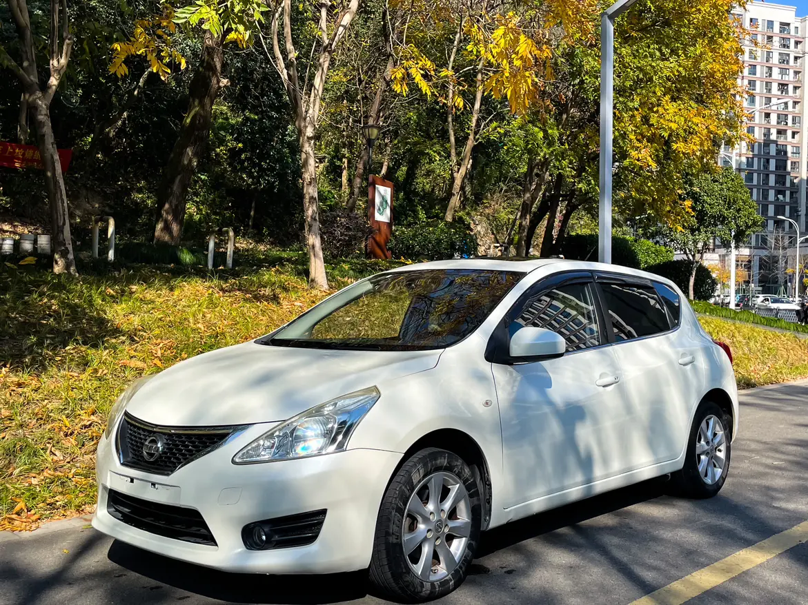 Nissan Tiida  из Китая