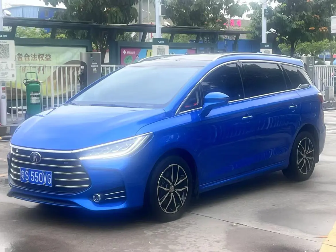 BYD Song MAX  из Китая