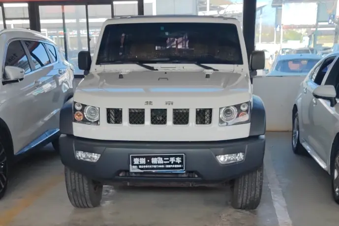 BAIC Beijing Off-road BJ40  из Китая