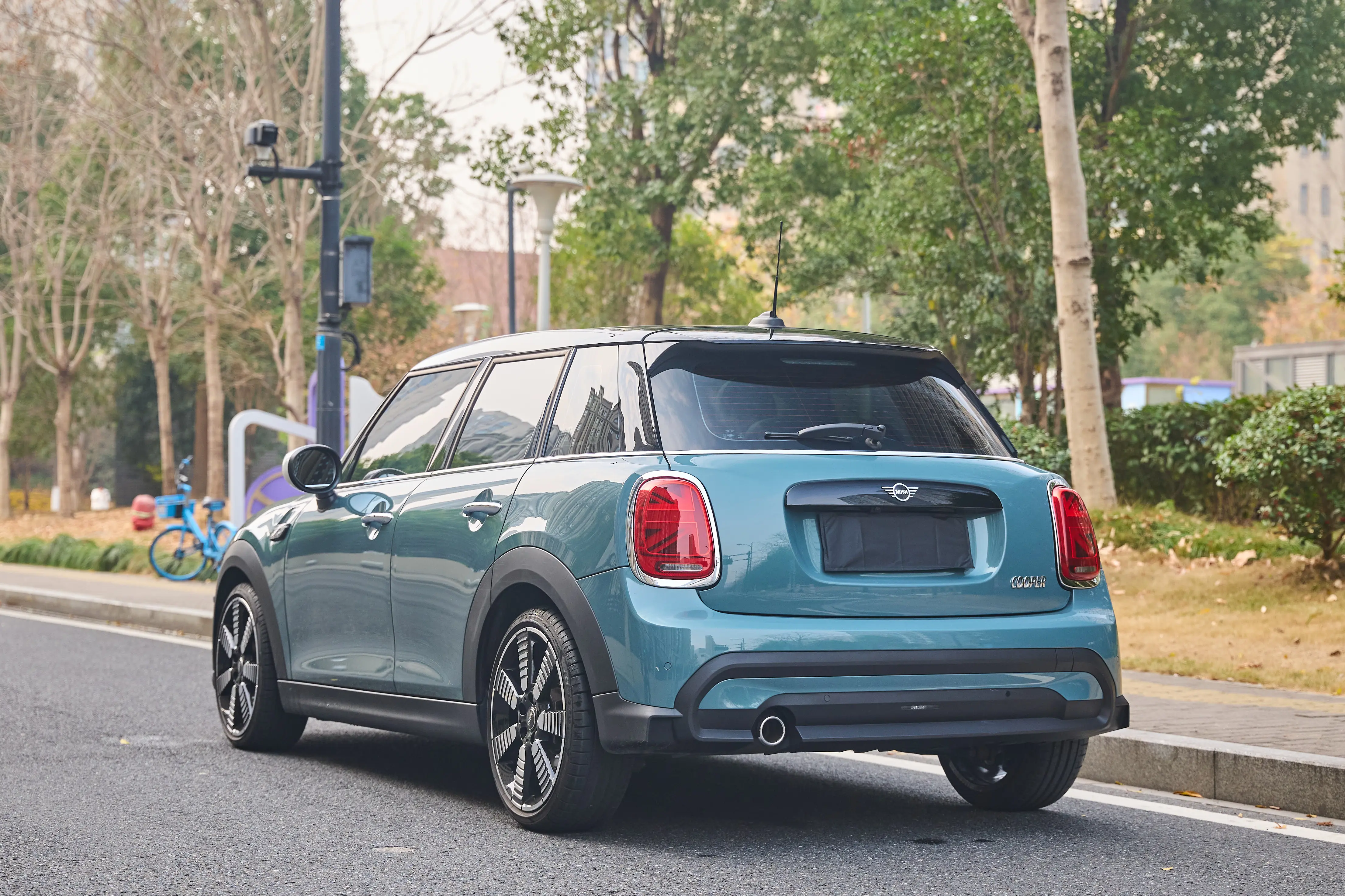 MINI 