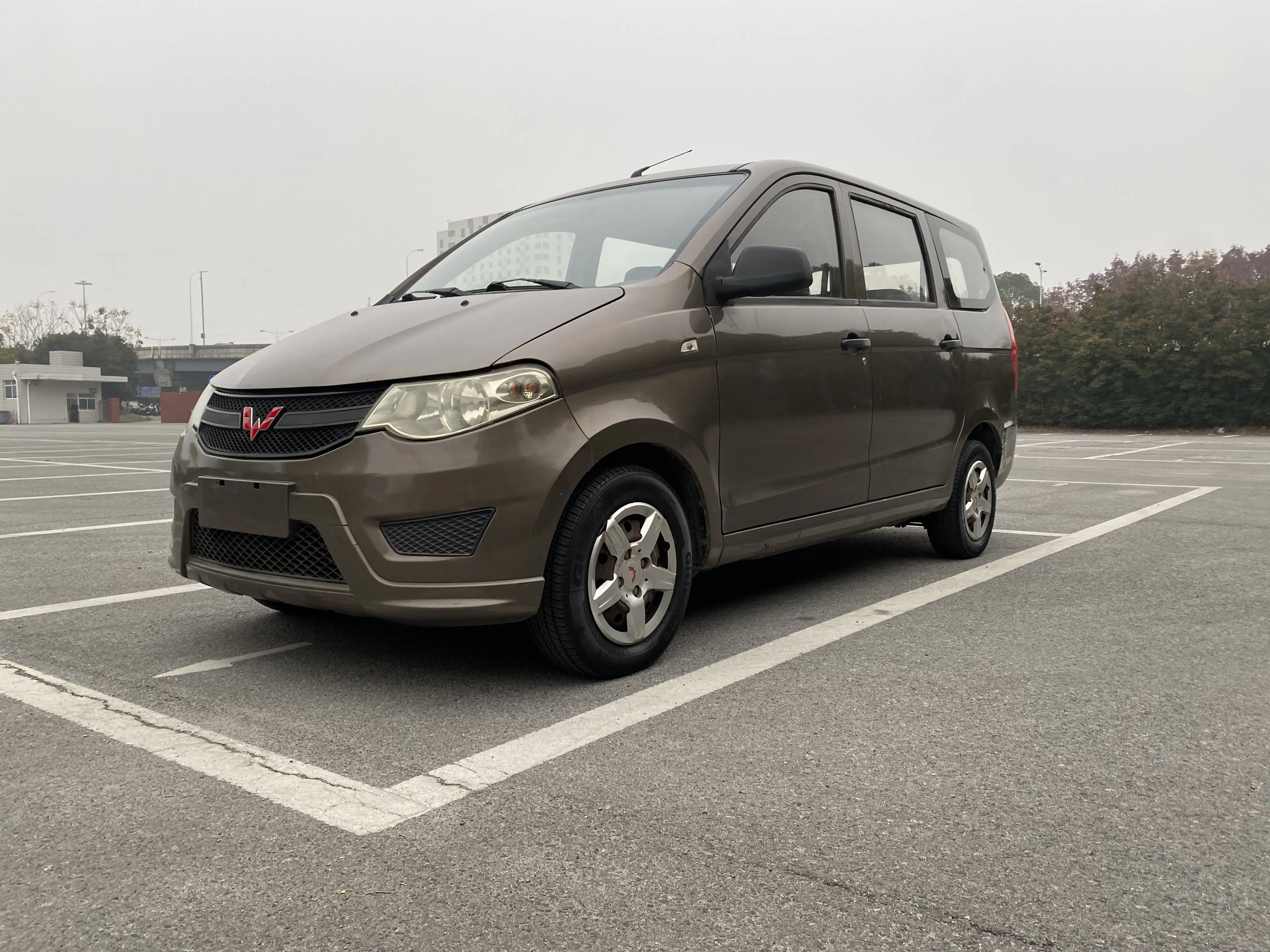 Wuling Hongguang  из Китая