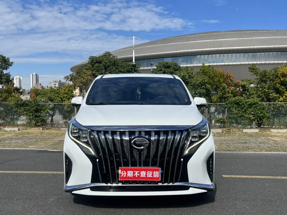 GAC Trumpchi M8  из Китая