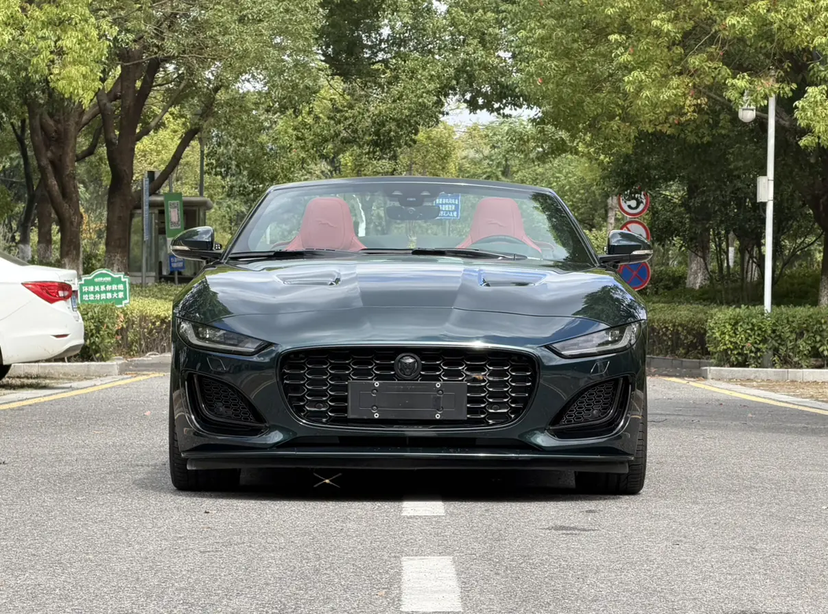 Jaguar F-TYPE  из Китая
