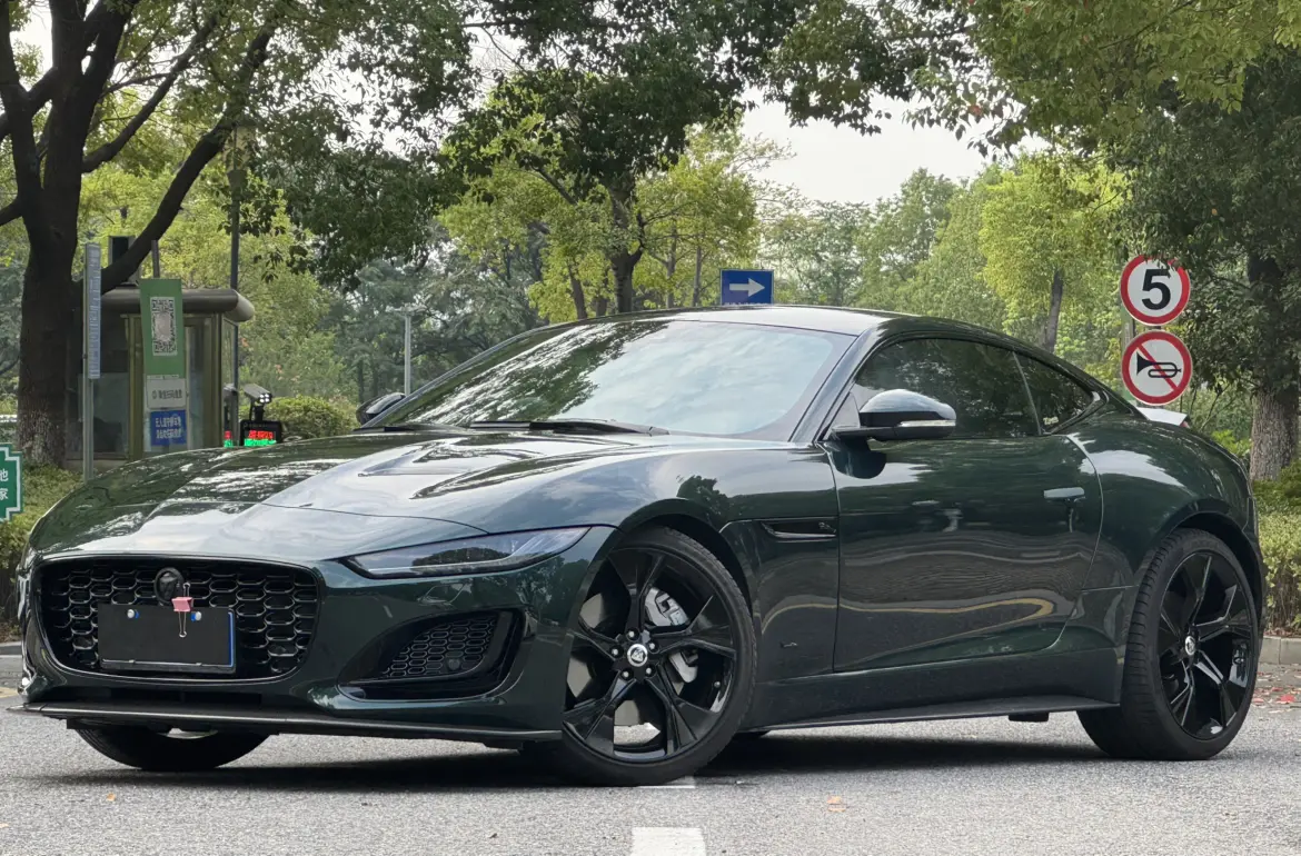 Jaguar F-TYPE  из Китая