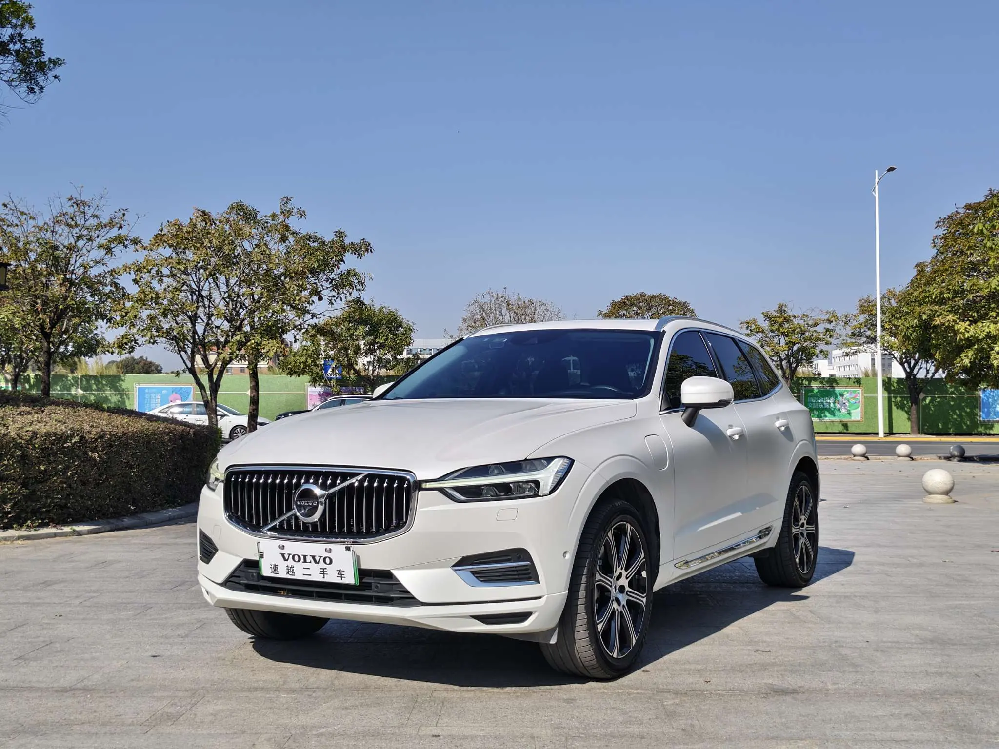 Volvo XC60 PHEV  из Китая