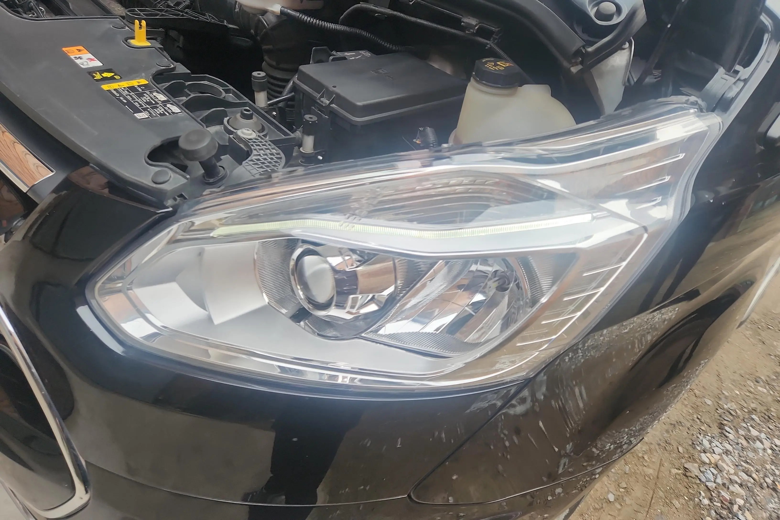 Ford Toureo  из Китая