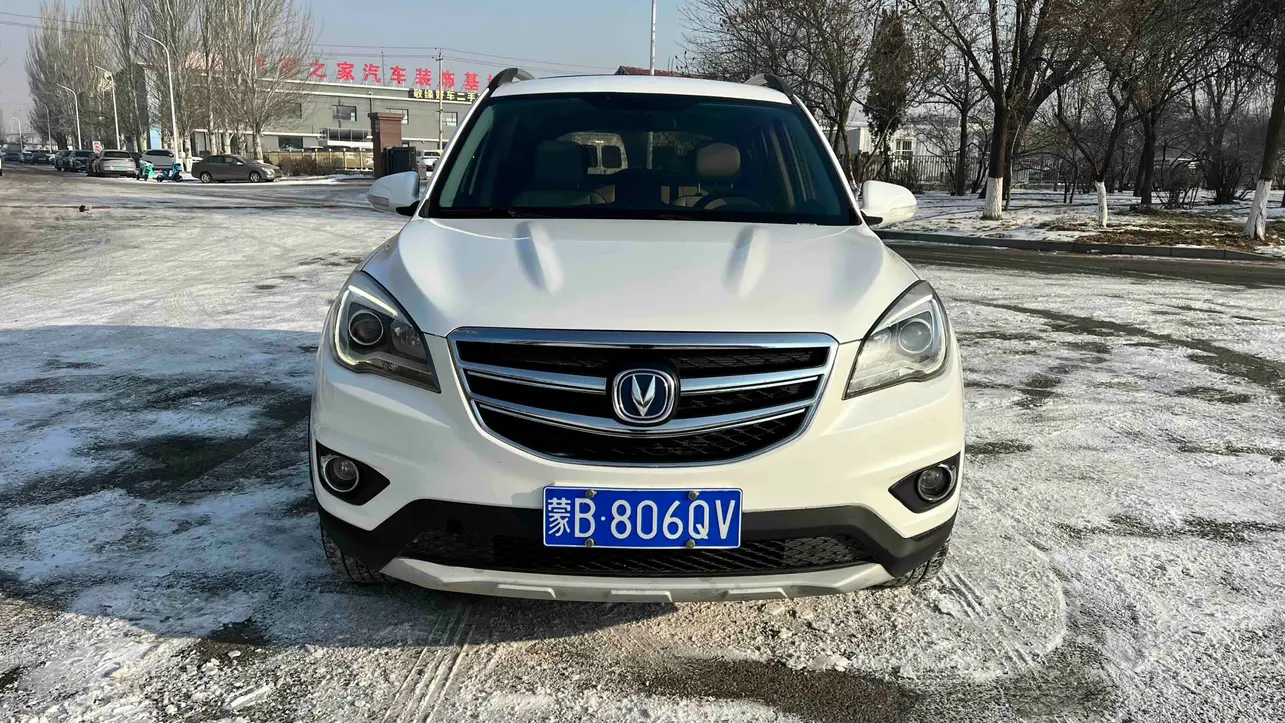 Changan CS35  из Китая