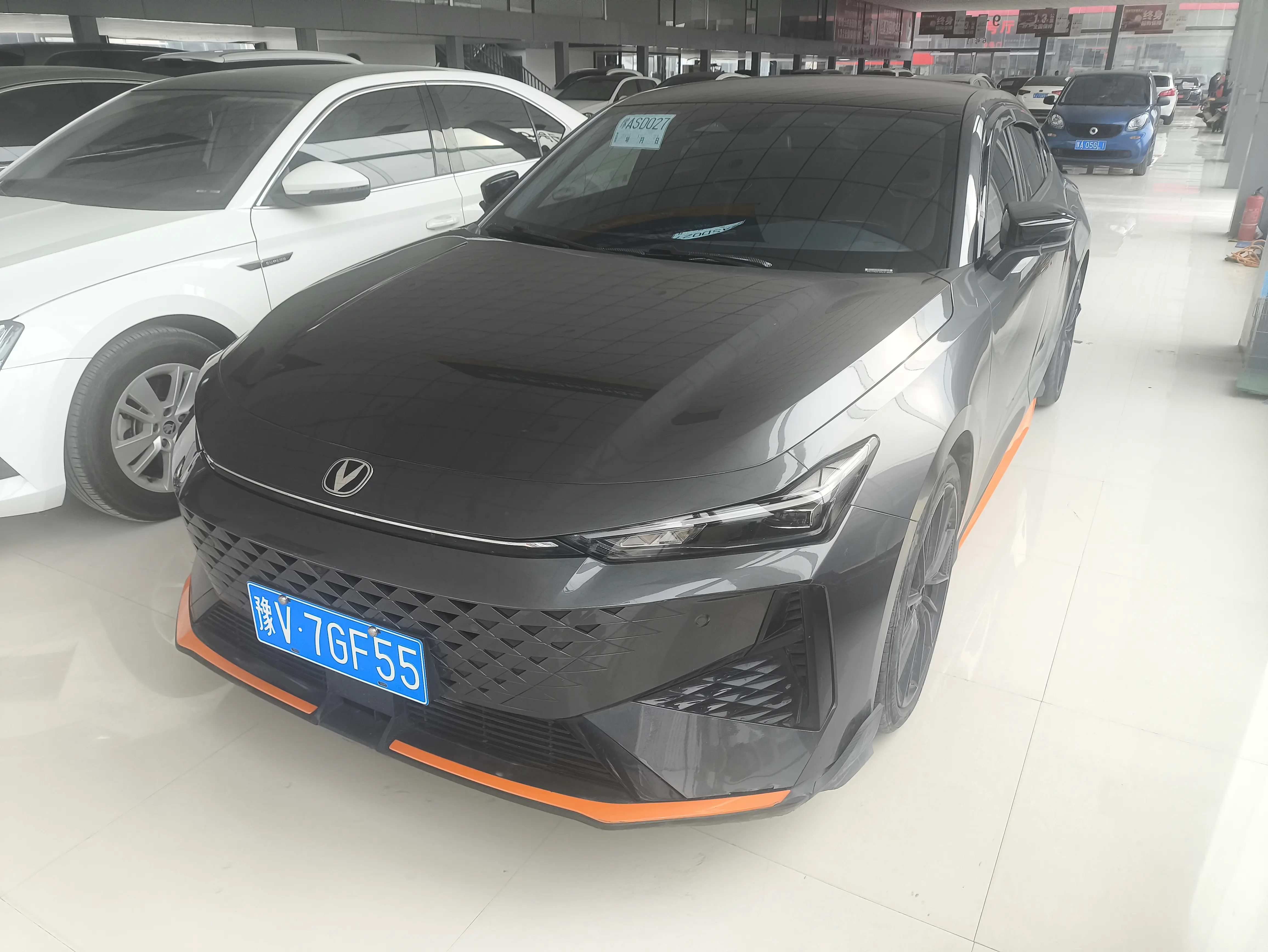 Changan UNI-V  из Китая