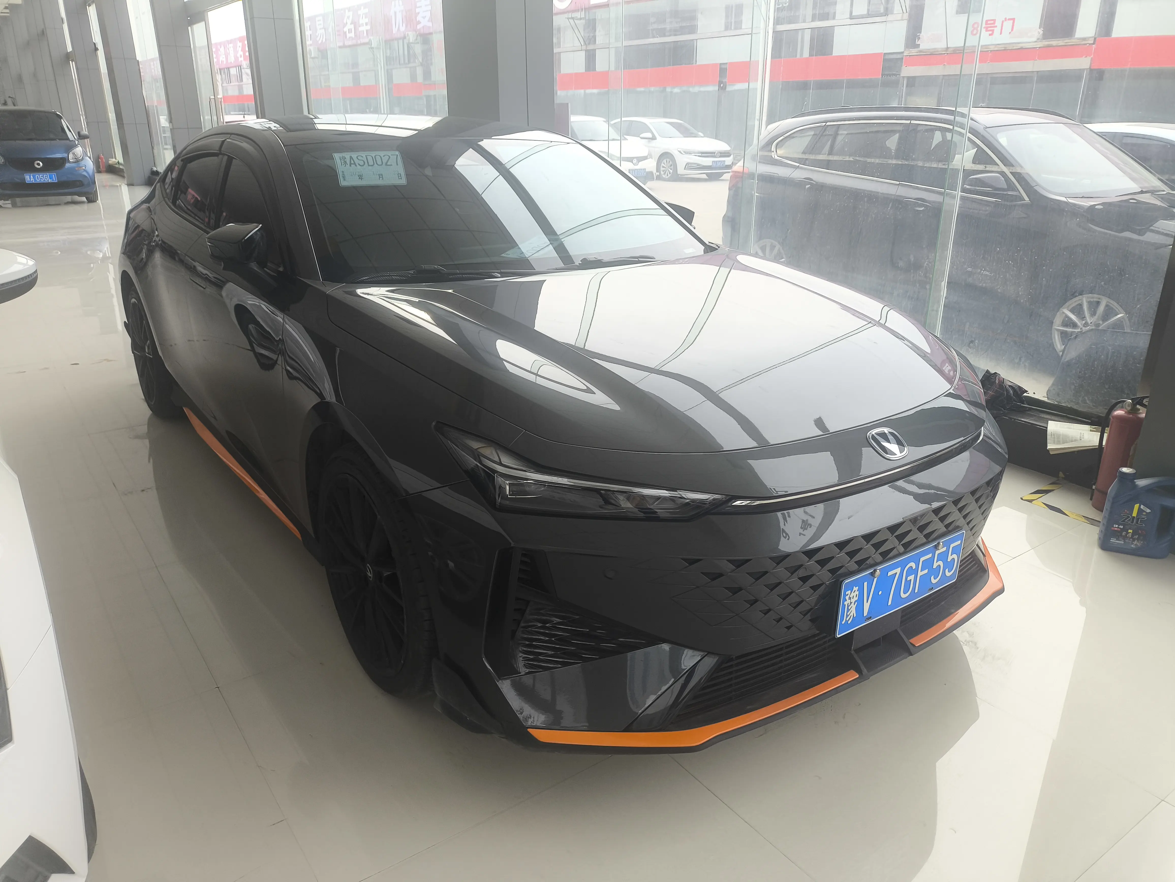 Changan UNI-V  из Китая