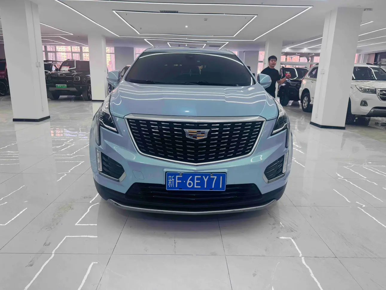 Cadillac XT5  из Китая
