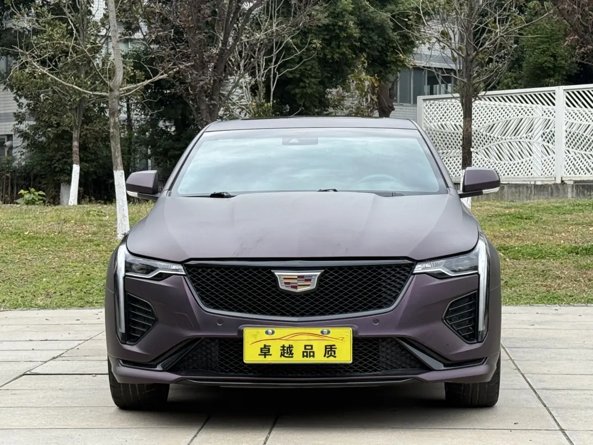 Cadillac CT4  из Китая