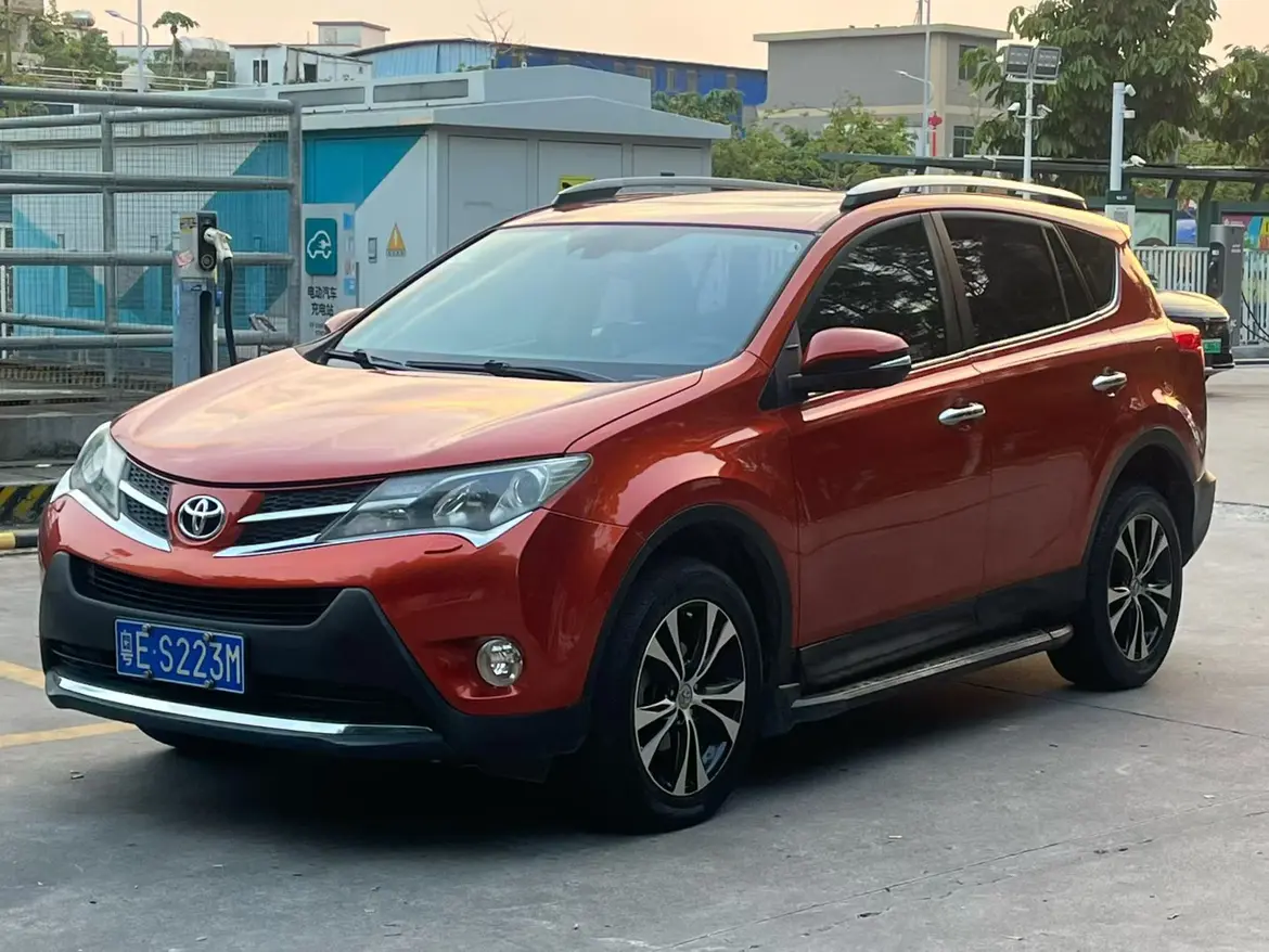 Toyota RAV4  из Китая