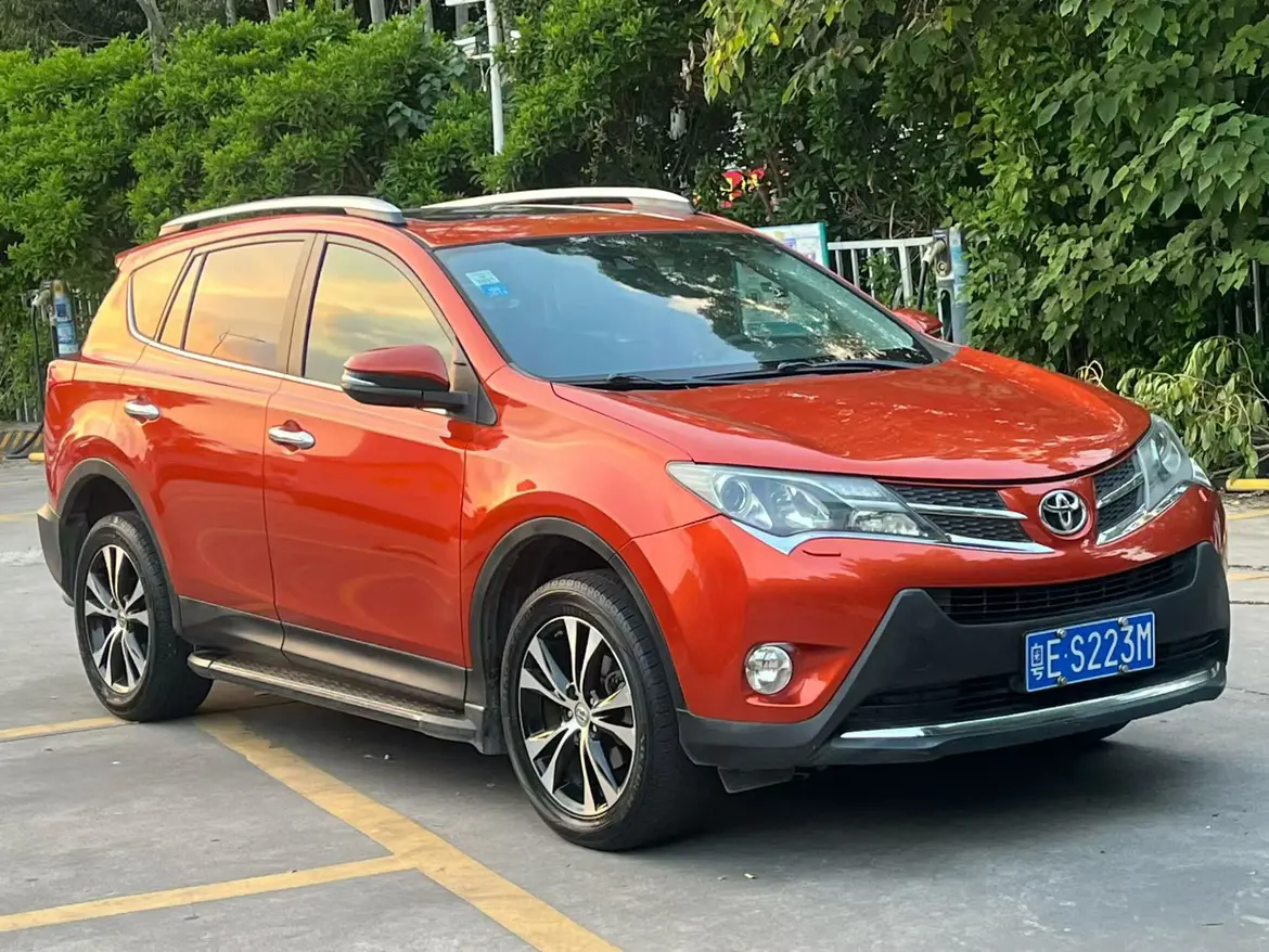 Toyota RAV4  из Китая