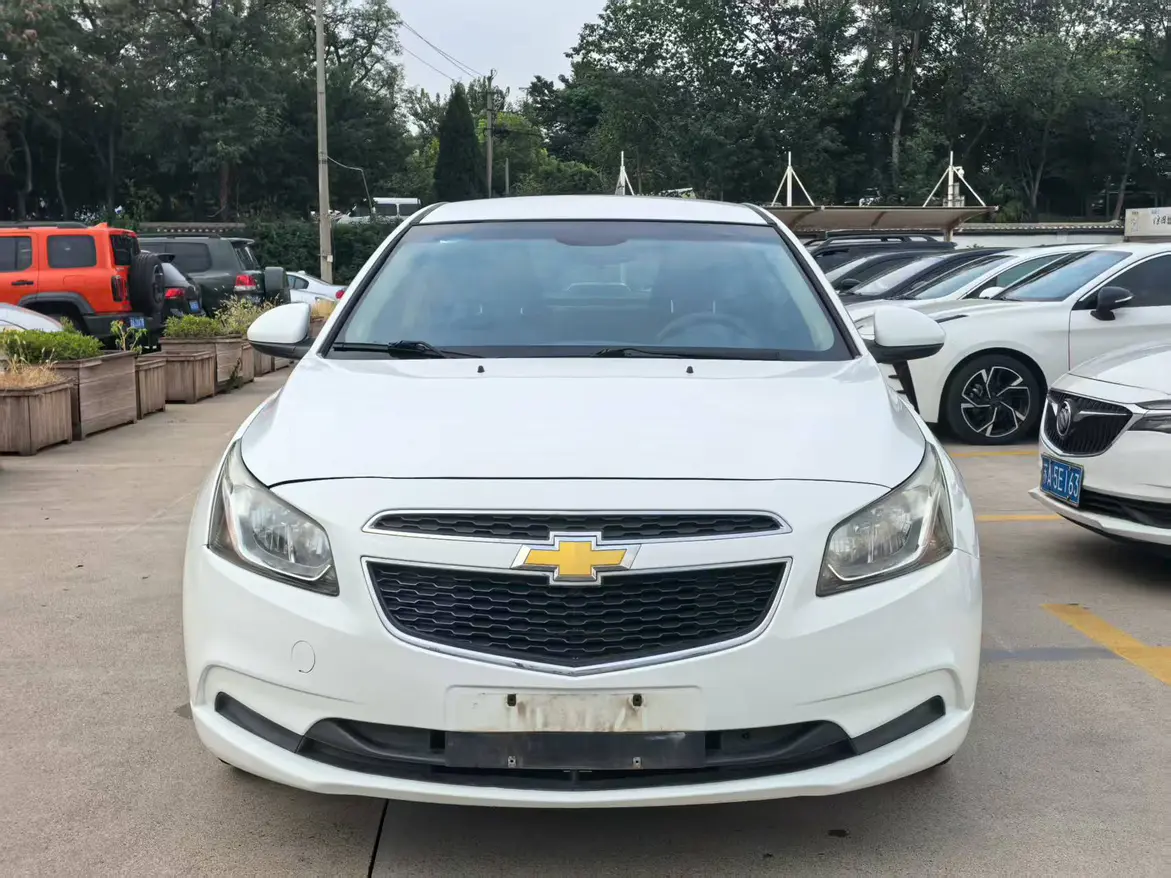 Chevrolet Monza (Cruze)  из Китая