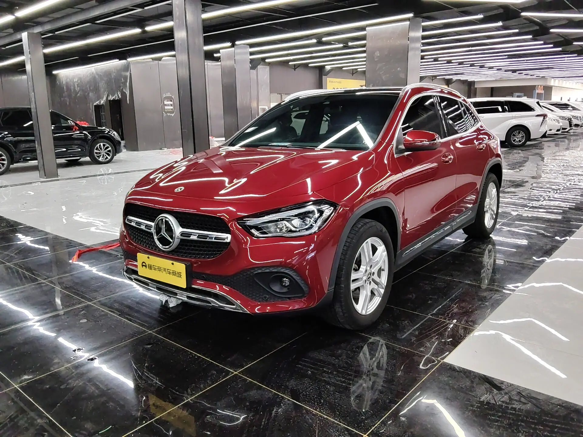 Mercedes-Benz GLA  из Китая