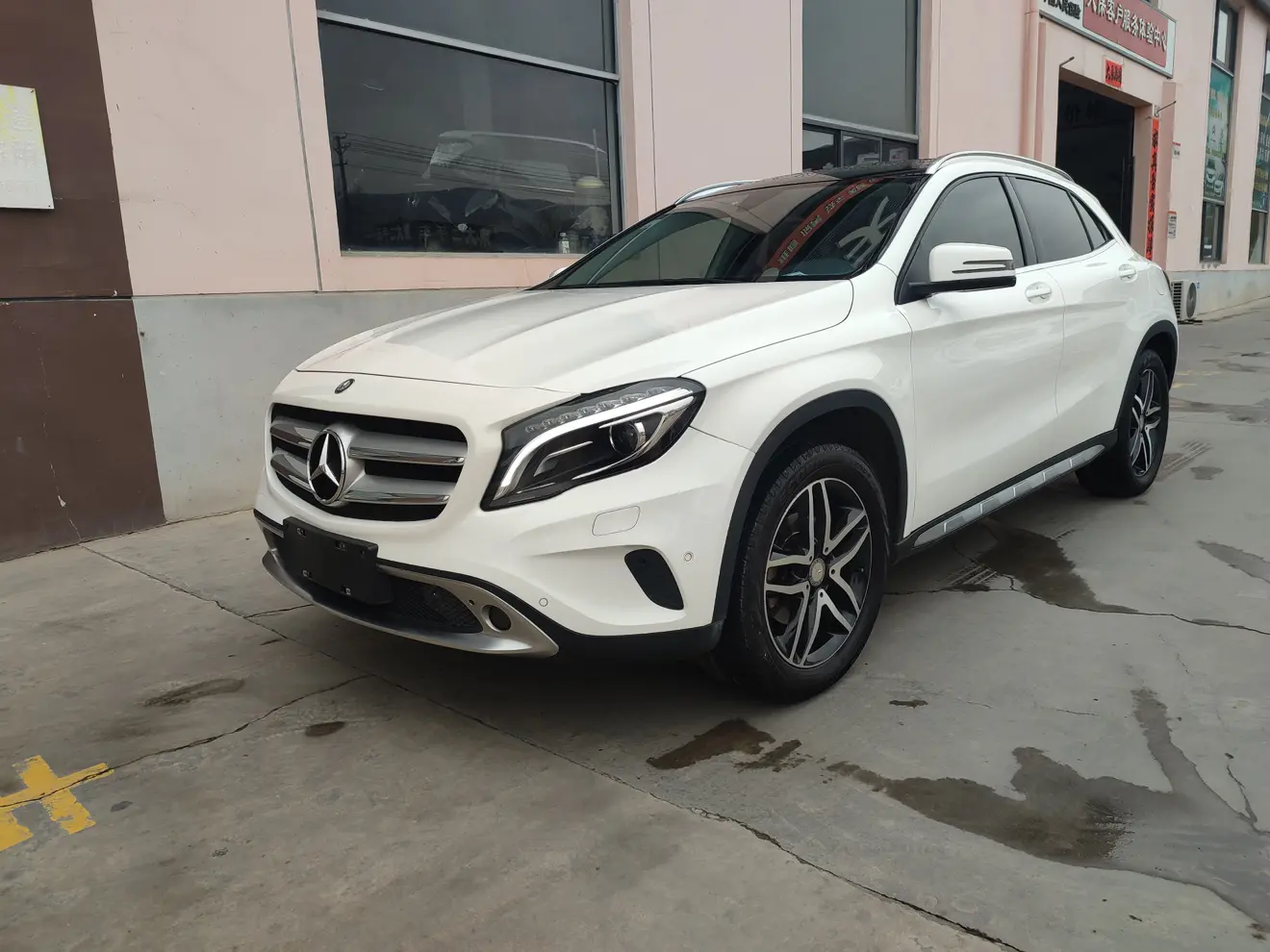 Mercedes-Benz GLA  из Китая