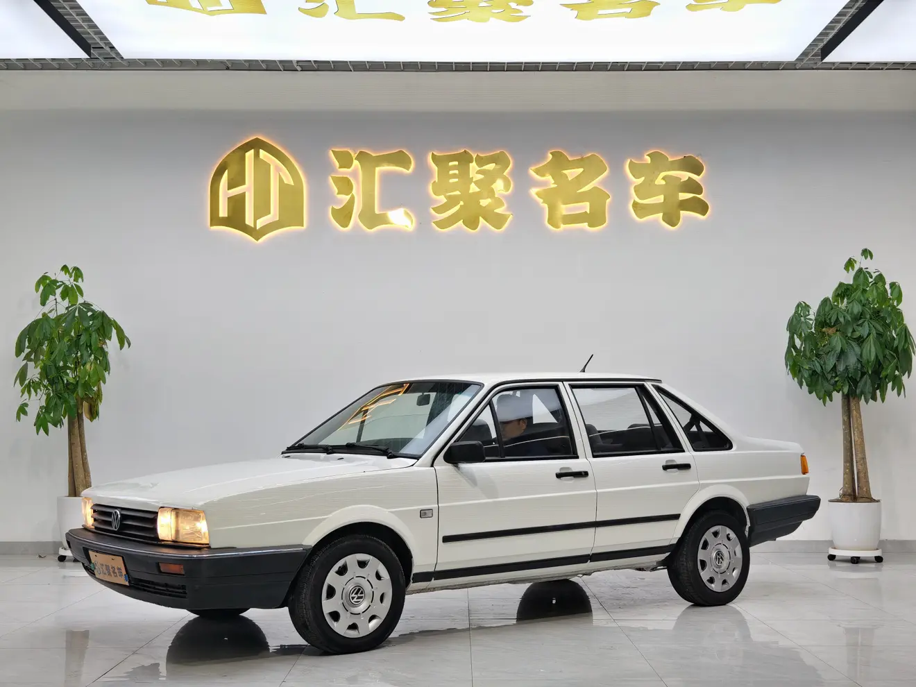 Volkswagen Santana Classic  из Китая