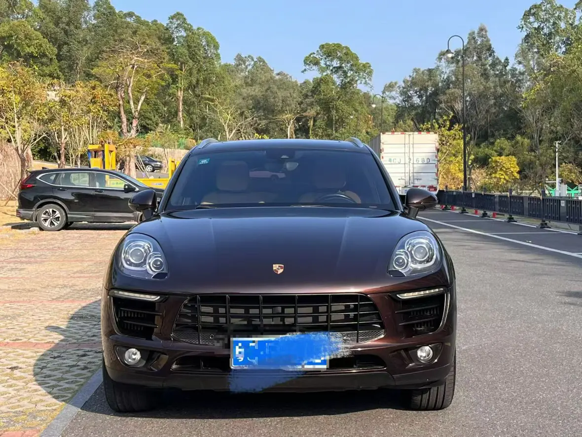 Porsche Macan  из Китая