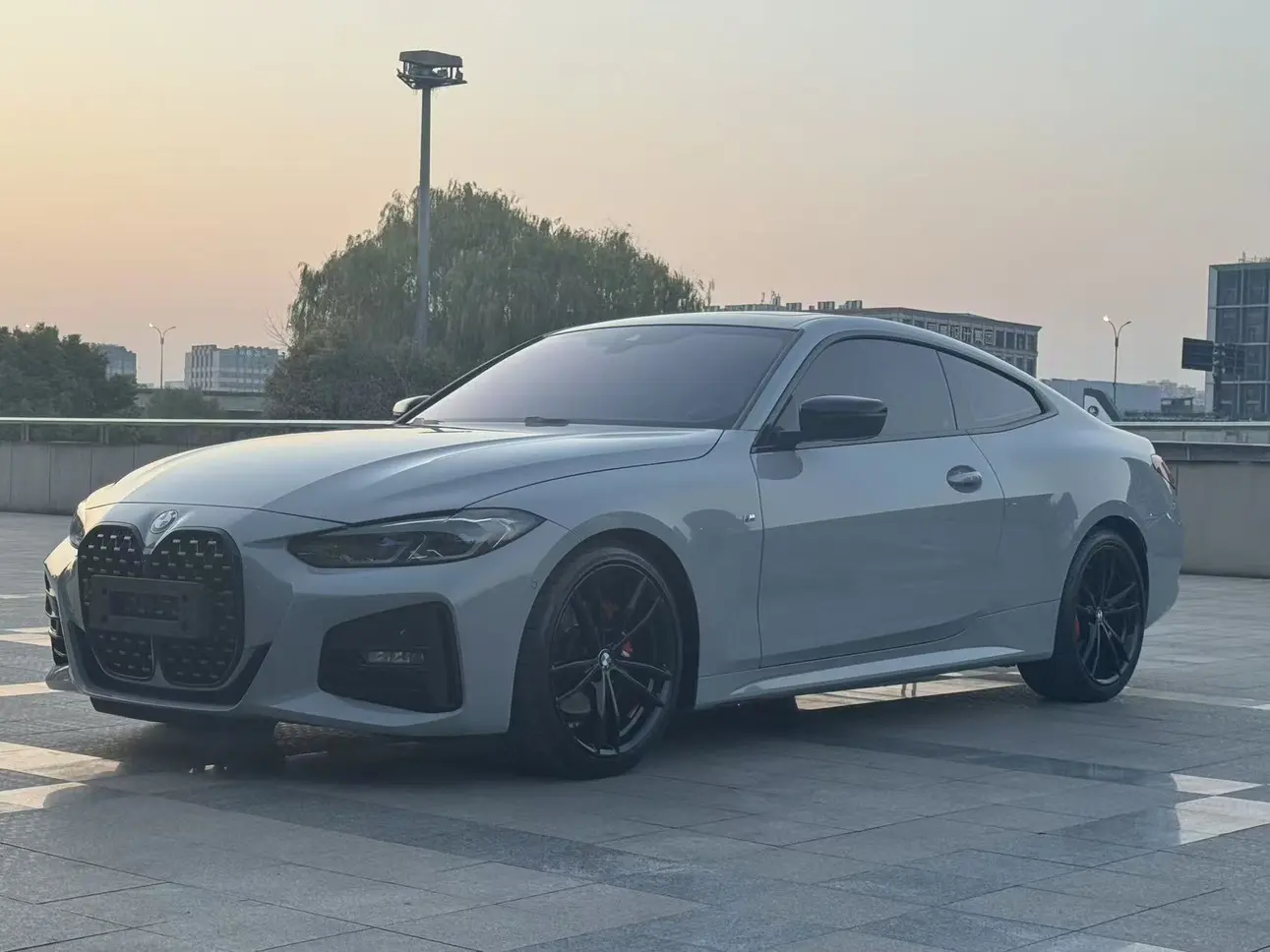 BMW 4 Series  из Китая