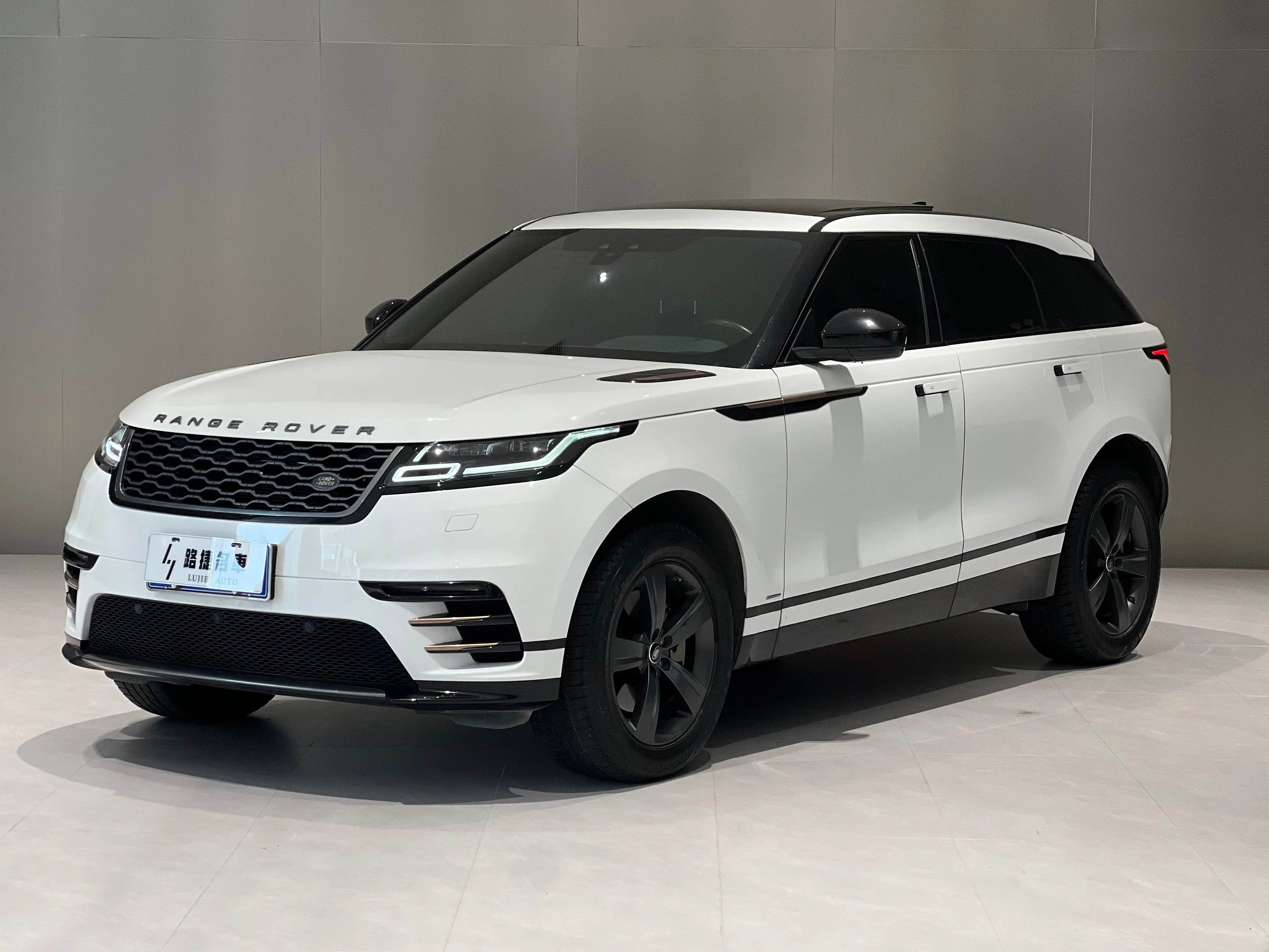 Land Rover Range Rover Velar  из Китая
