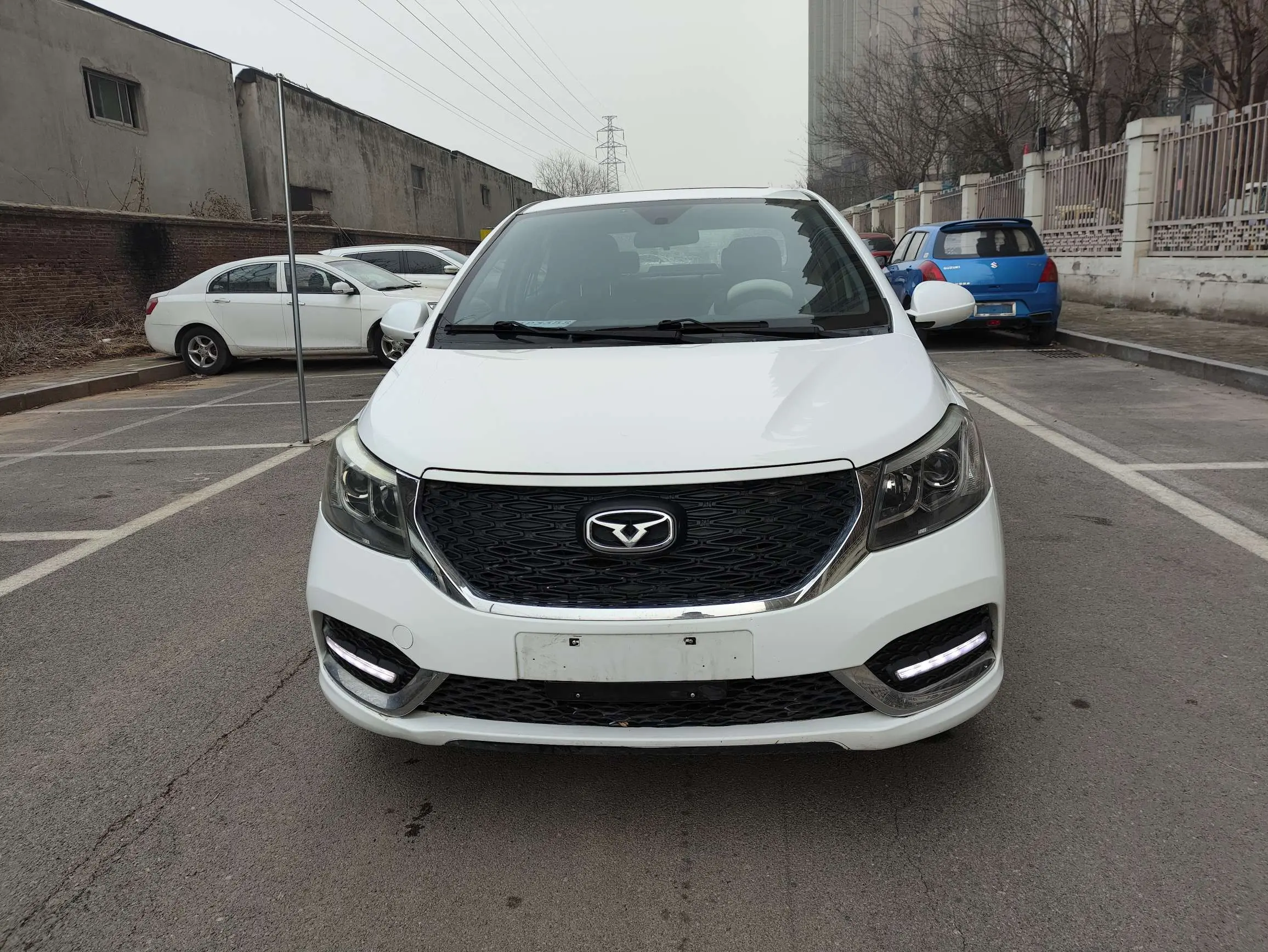 Kaiyi E3  из Китая