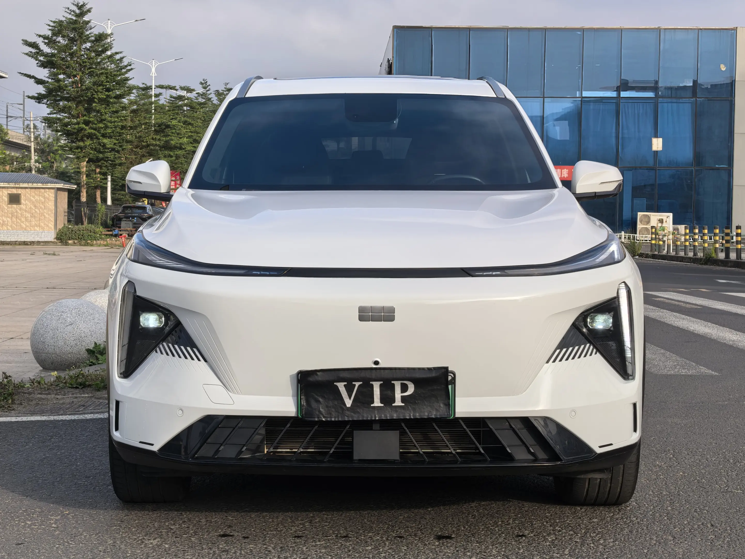 Geely Galaxy L7  из Китая