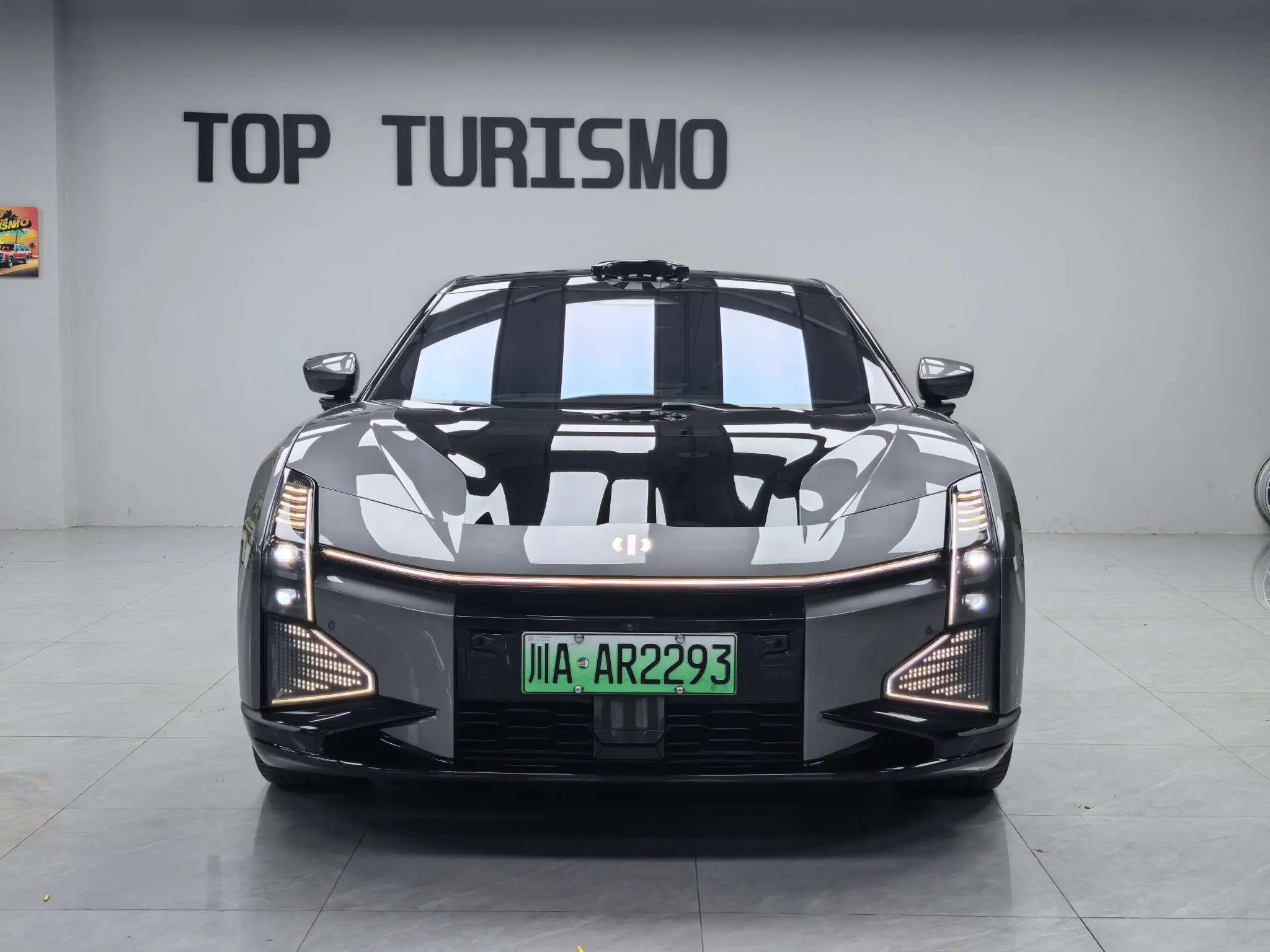 HiPhi Z  из Китая