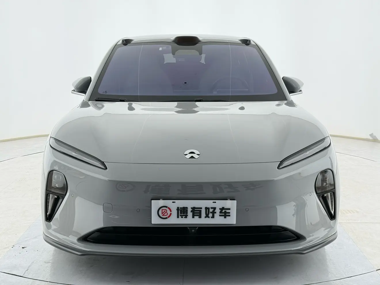 NIO ET5T  из Китая