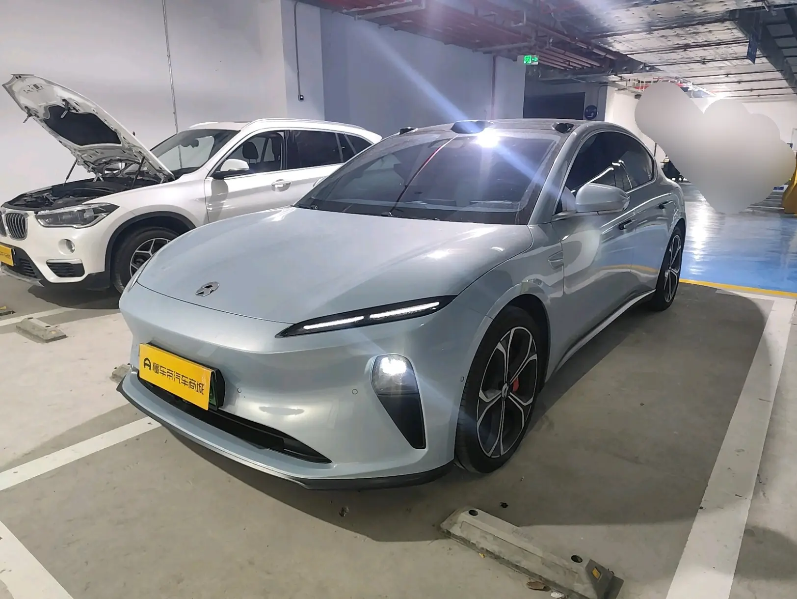 NIO ET5  из Китая