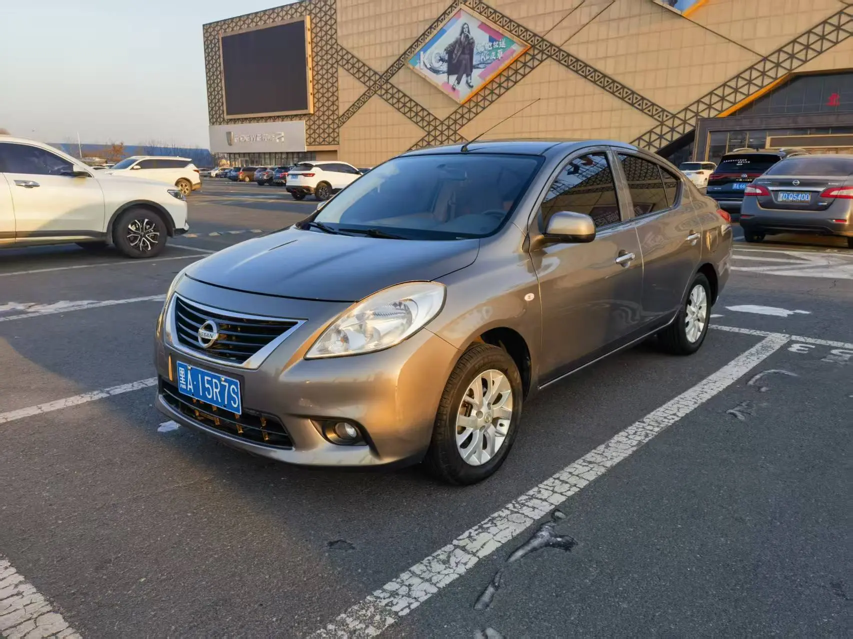 Nissan Sunlight  из Китая