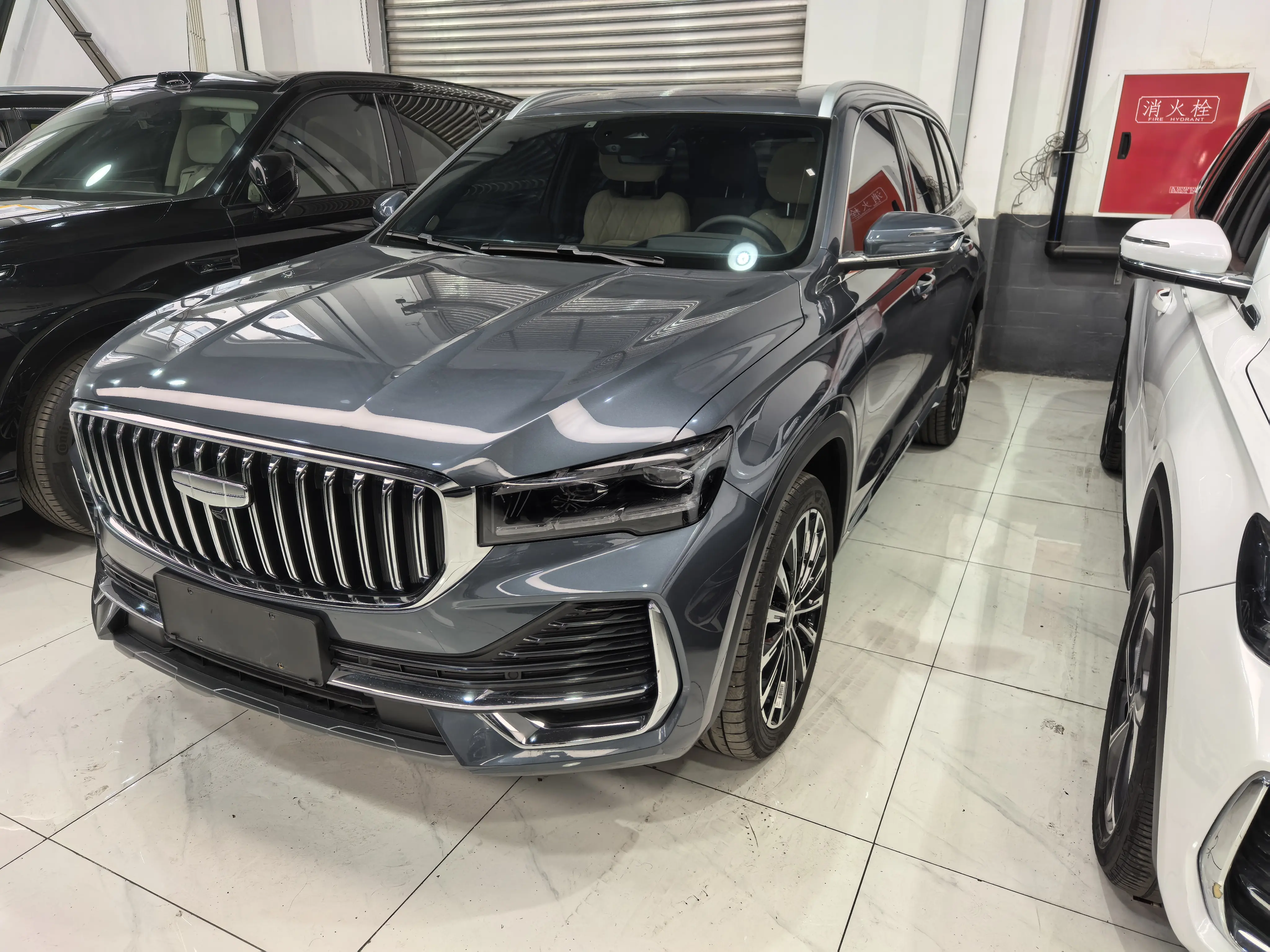 Geely Monjaro (Xingyue L)  из Китая