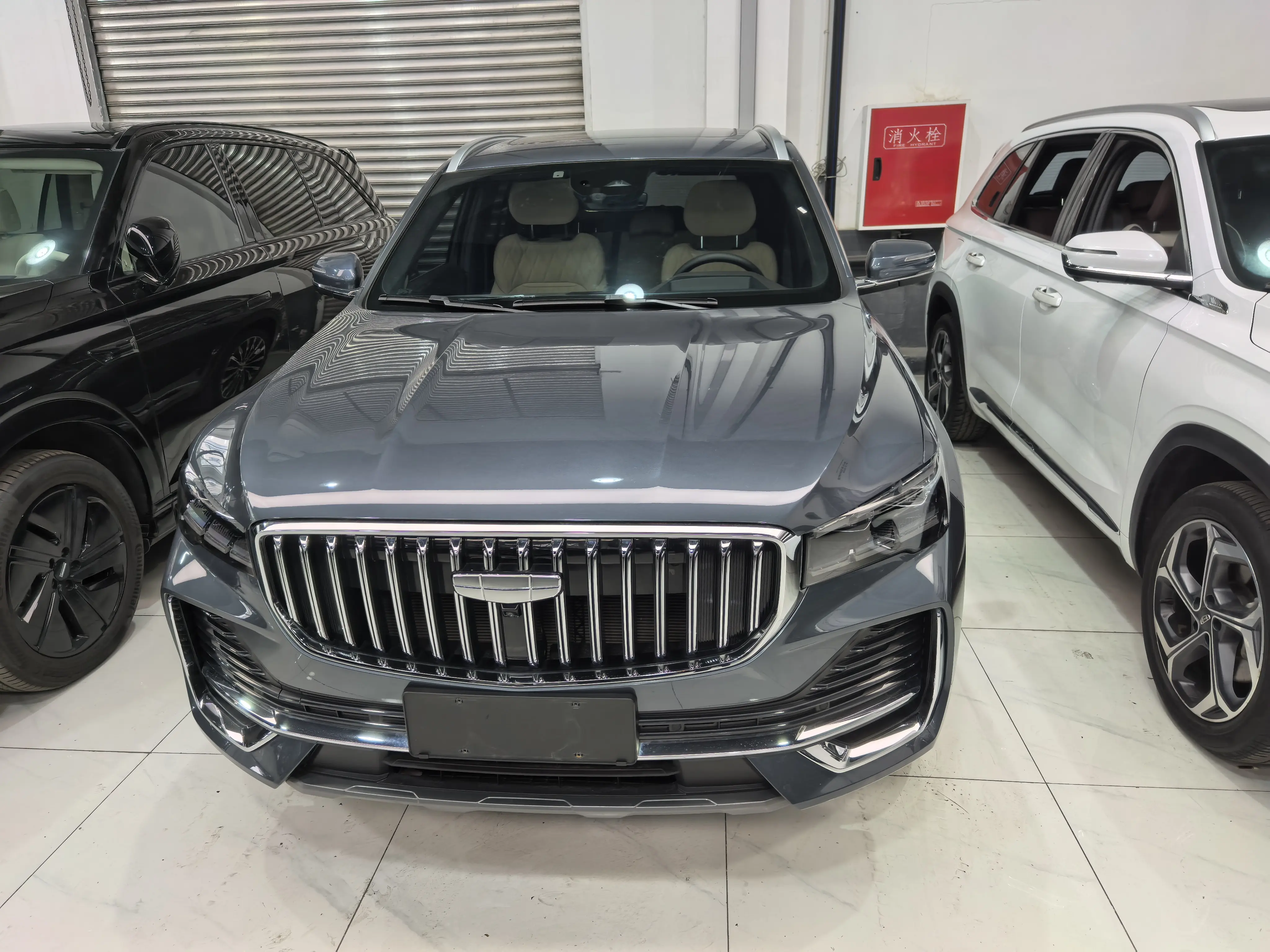 Geely Monjaro (Xingyue L)  из Китая