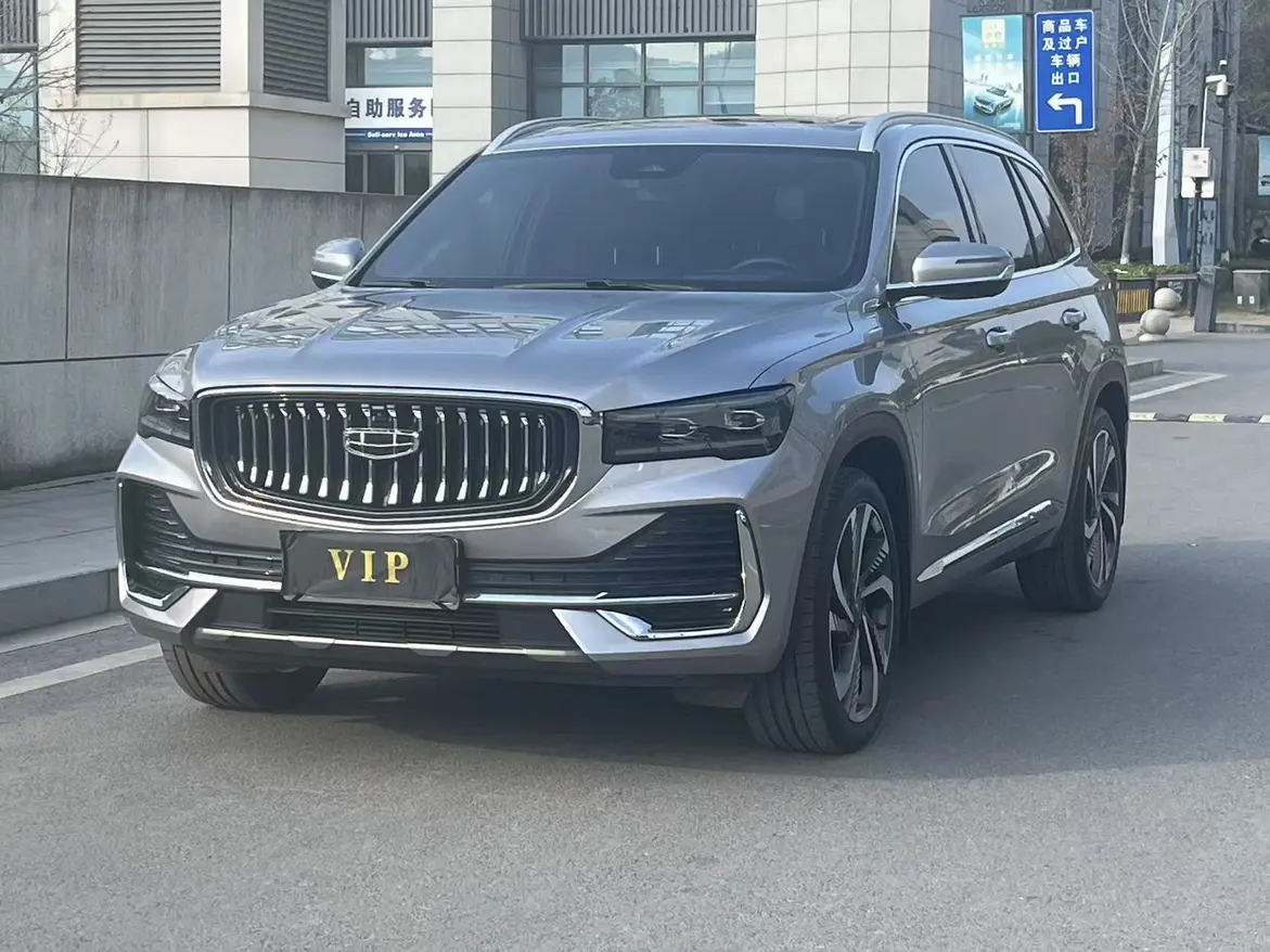 Geely Monjaro (Xingyue L)  из Китая