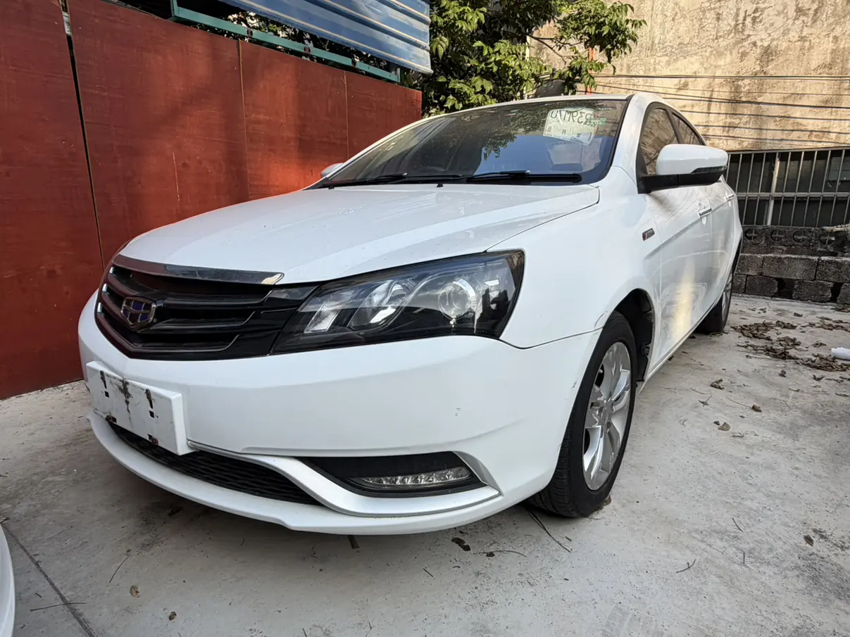 Geely Emgrand  из Китая