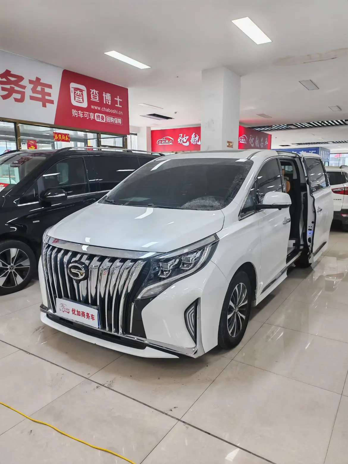 GAC Trumpchi M8  из Китая