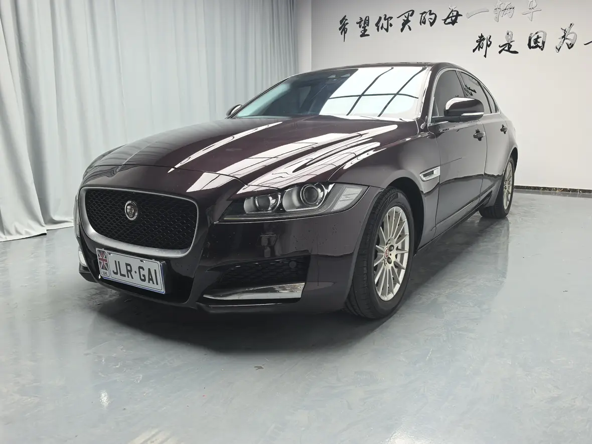 Jaguar XF  из Китая