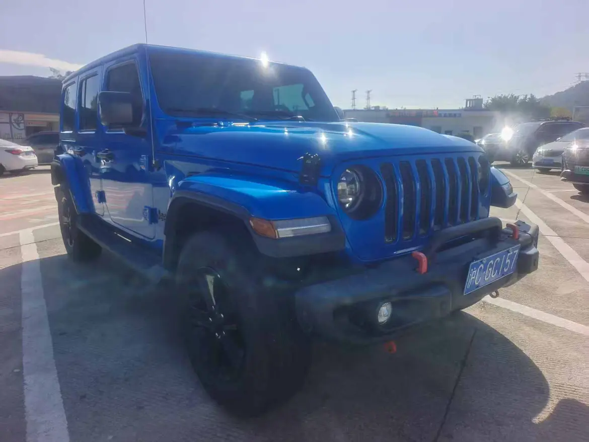 Jeep Wrangler  из Китая