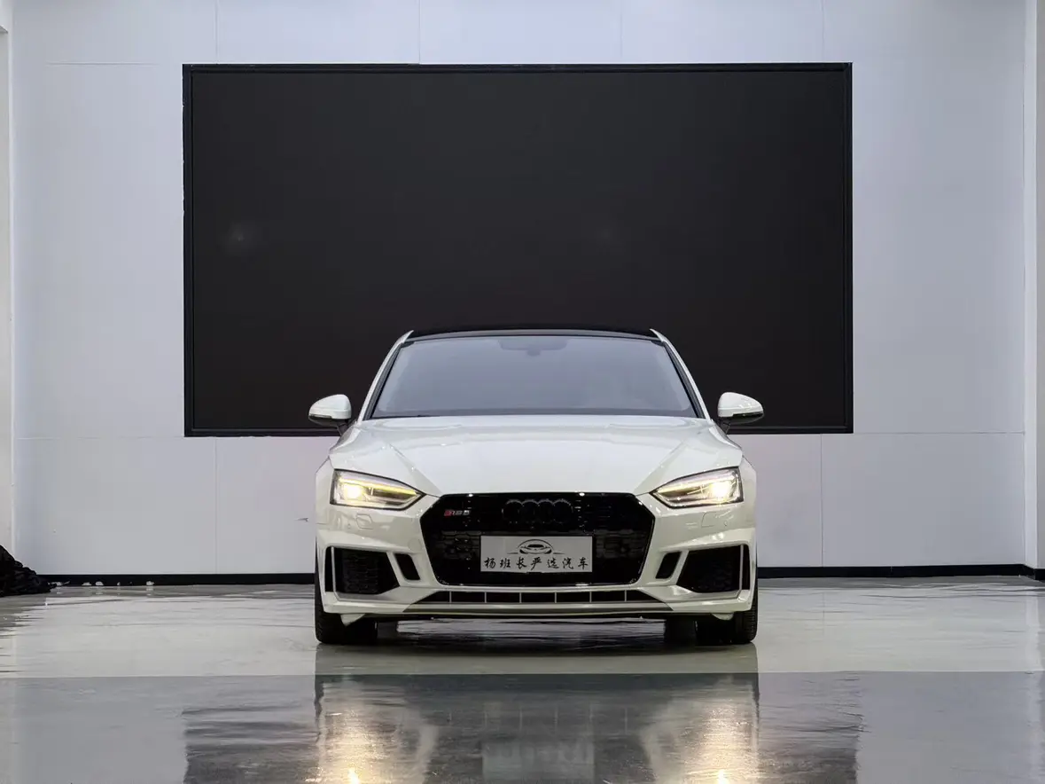 Audi A5  из Китая