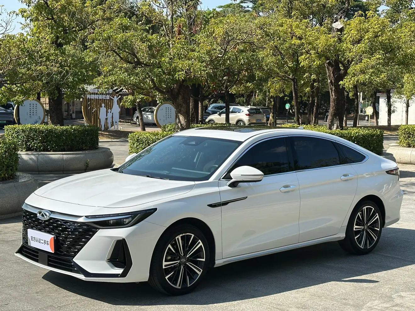 Chery Arrizo 8  из Китая