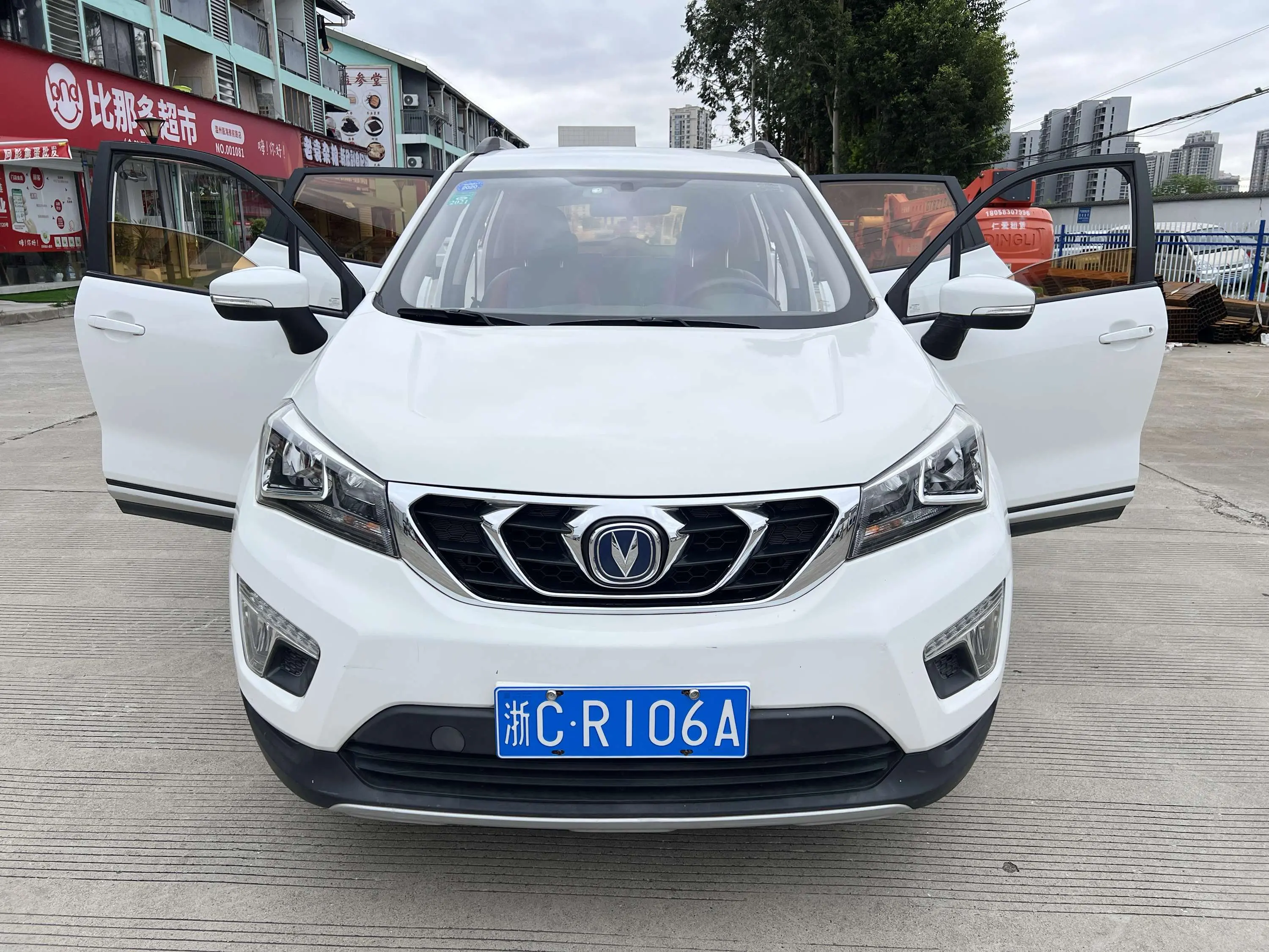 Changan CS15  из Китая